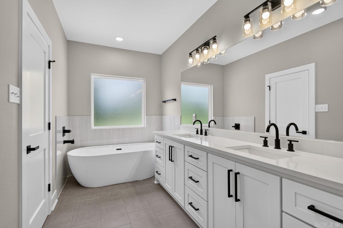 108 Michael Drive Property Photo 18