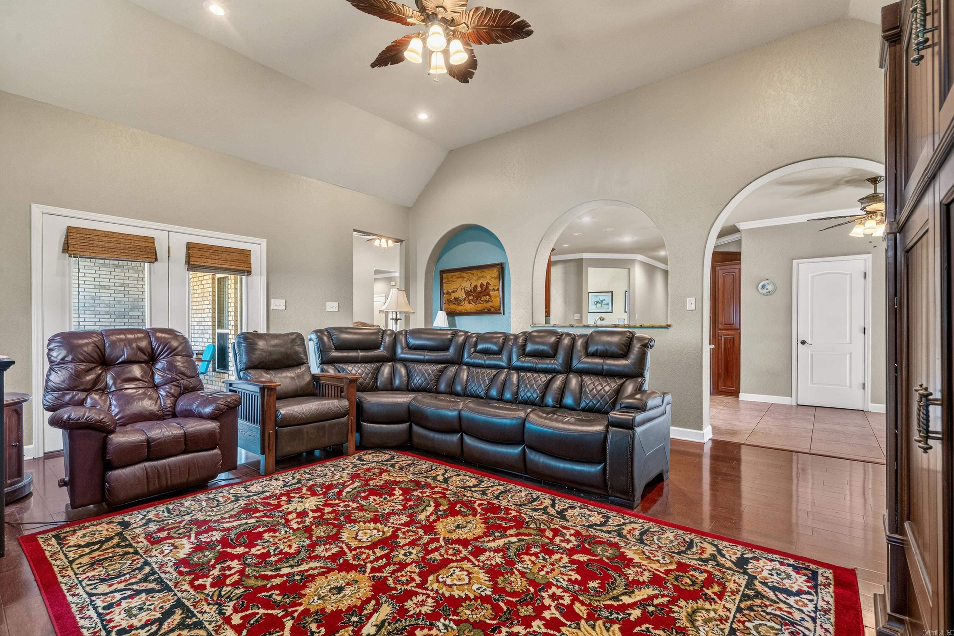 301 Trabecca Circle Property Photo 13
