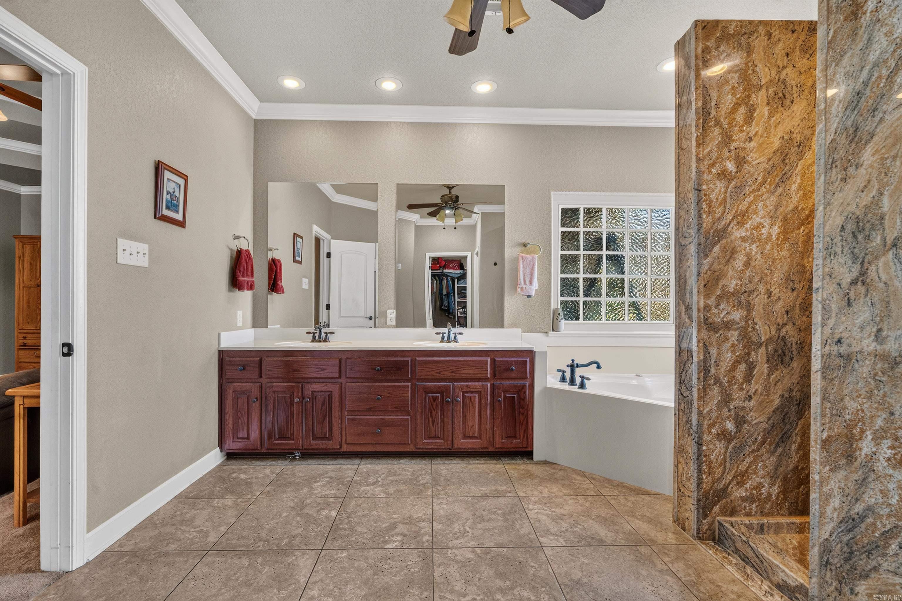 301 Trabecca Circle Property Photo 18