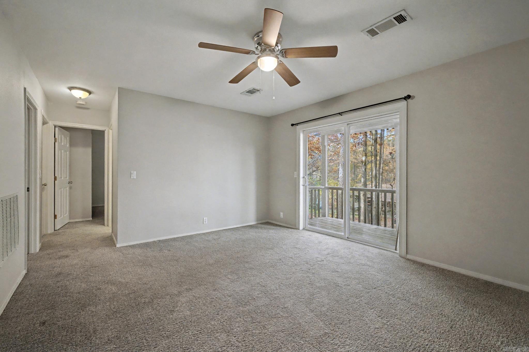 11 Emanuel Lane Property Photo 33