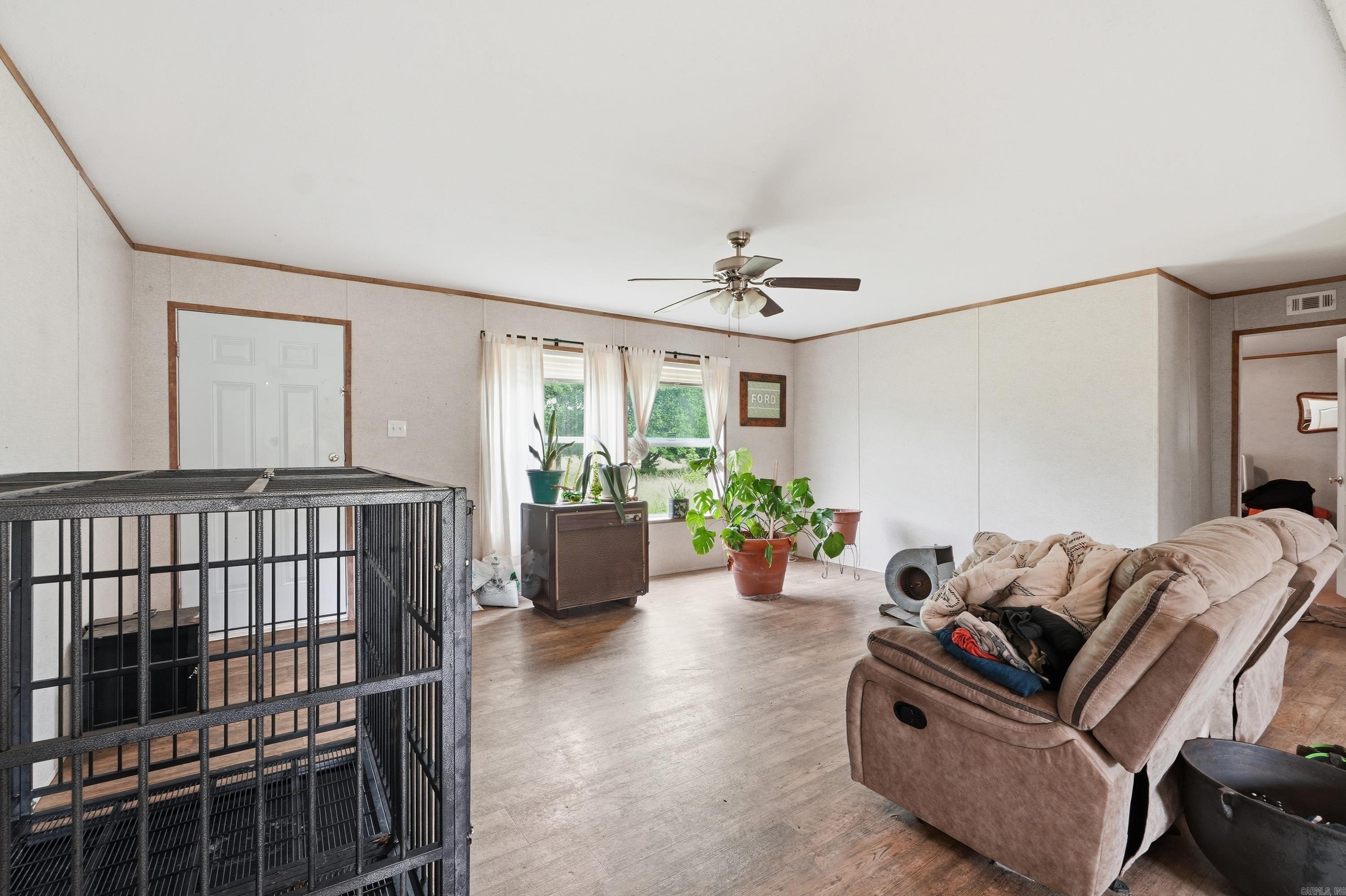 563 Daffodil Rd Road Property Photo 5