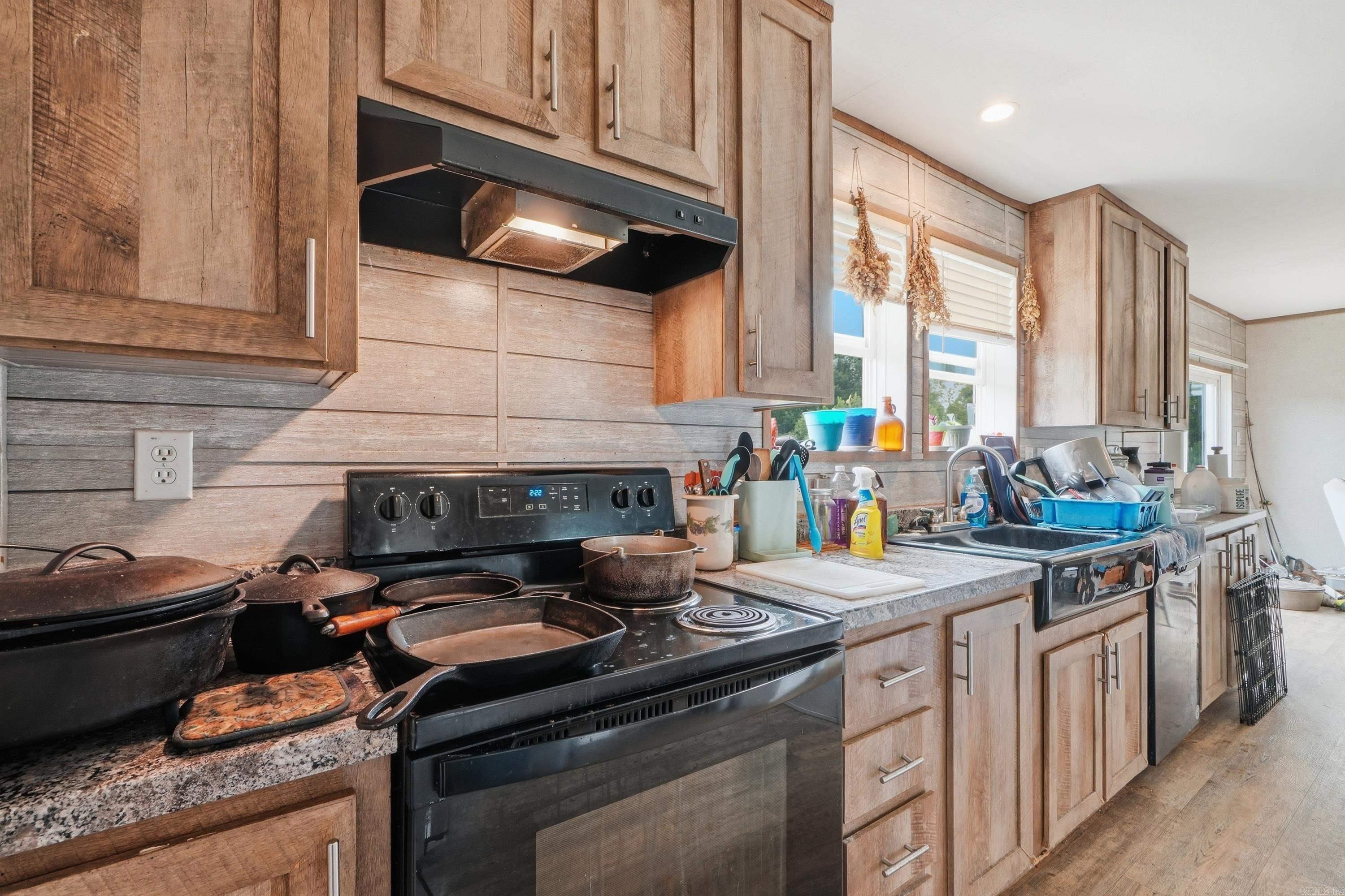 563 Daffodil Rd Road Property Photo 26