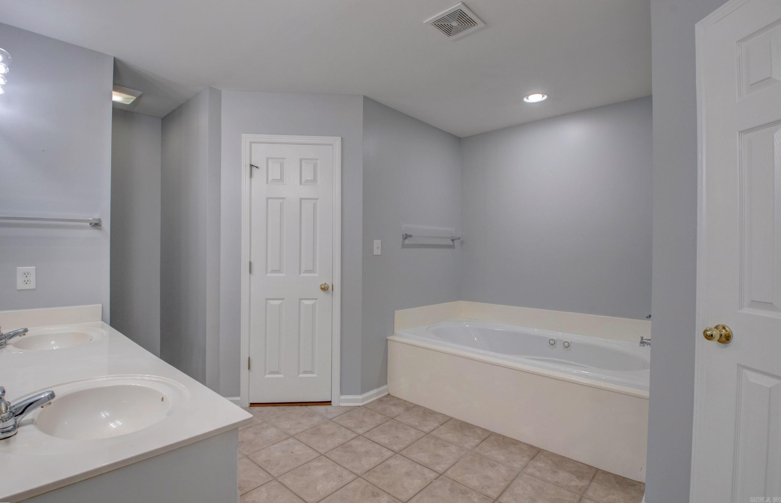 16107 Otter Creek Pkwy Property Photo 29