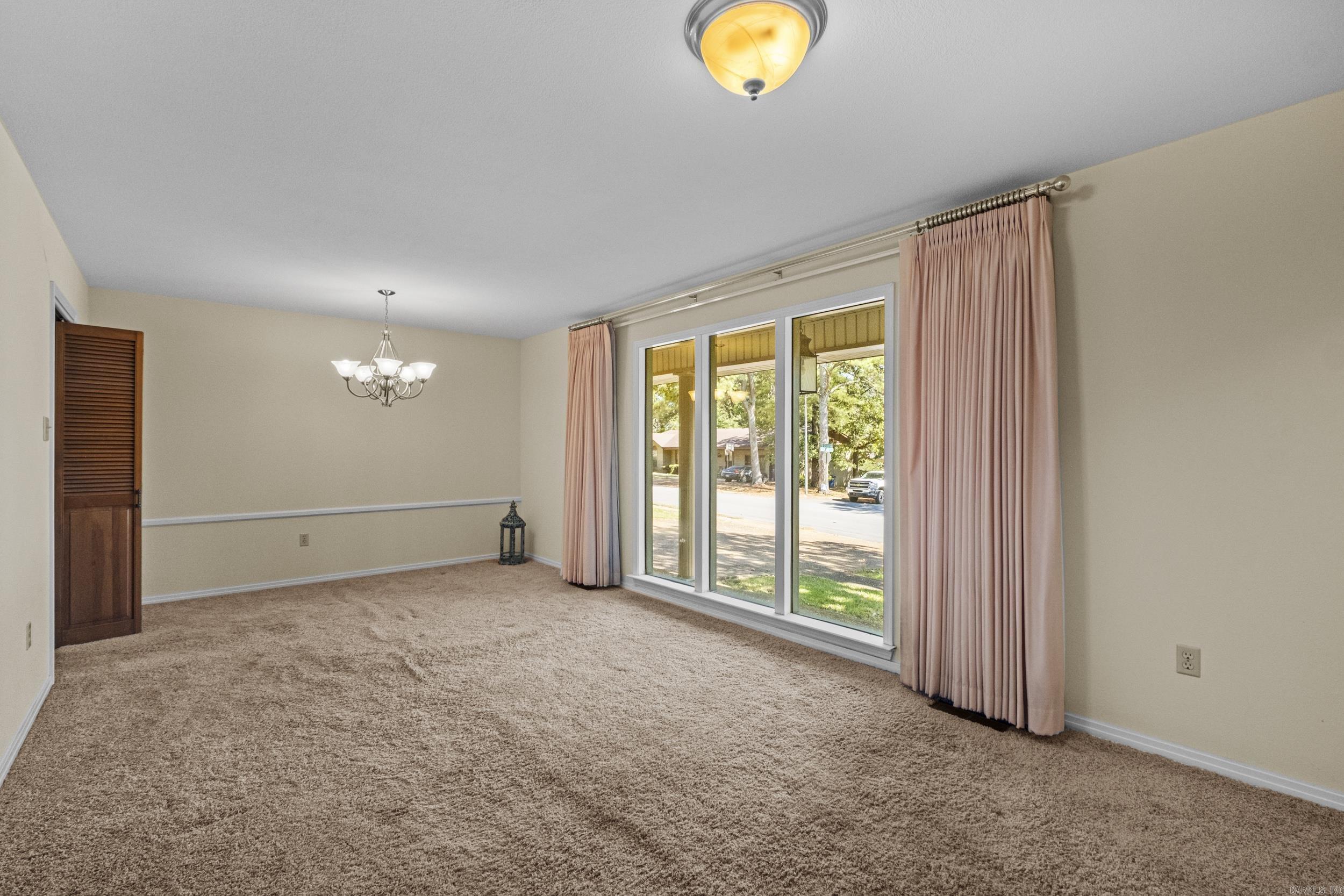 1413 Osage Drive Property Photo 4