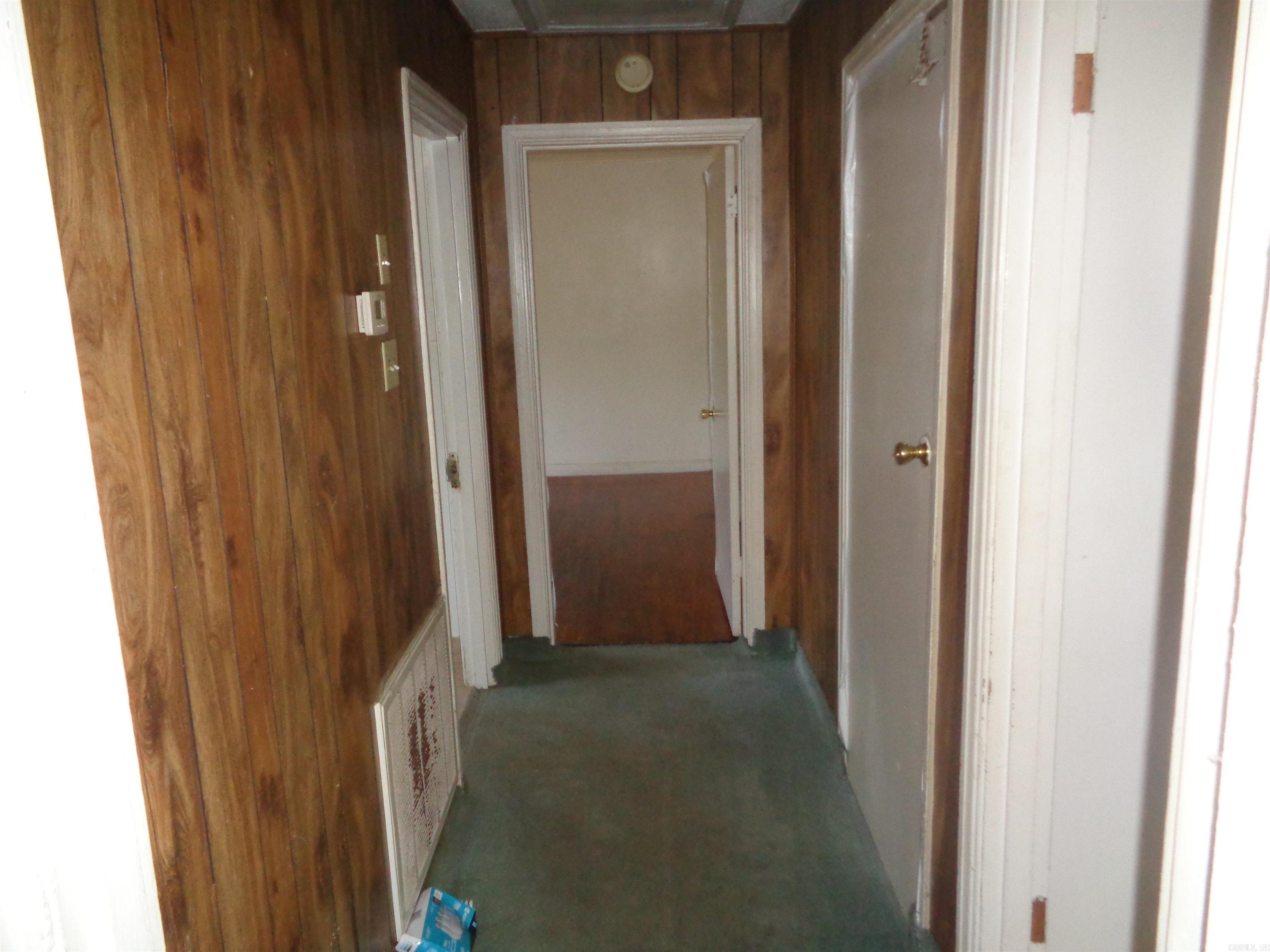 2122 S Maple Street Property Photo 17