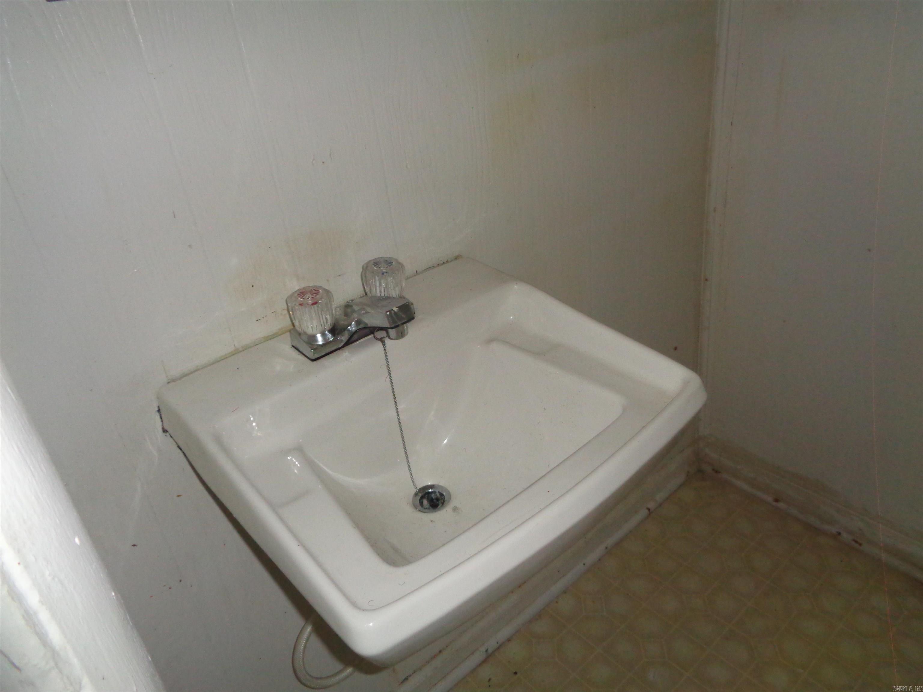2122 S Maple Street Property Photo 27