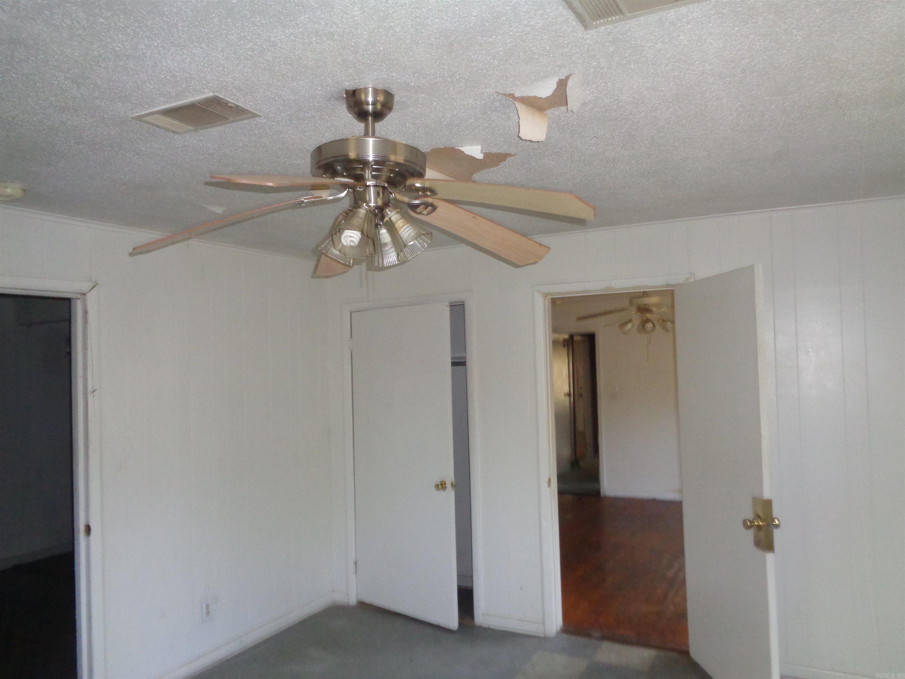 2122 S Maple Street Property Photo 32