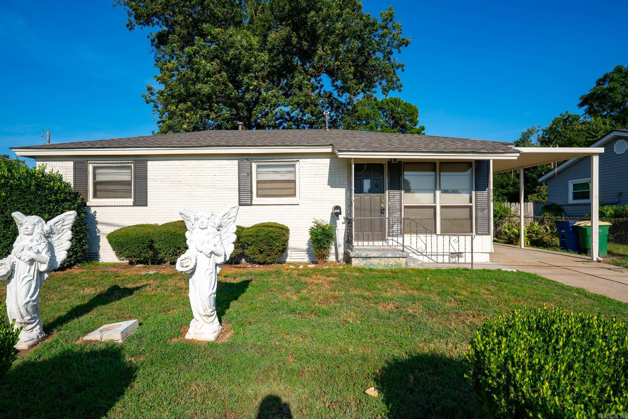 2104 Edmonds Street Property Photo 1