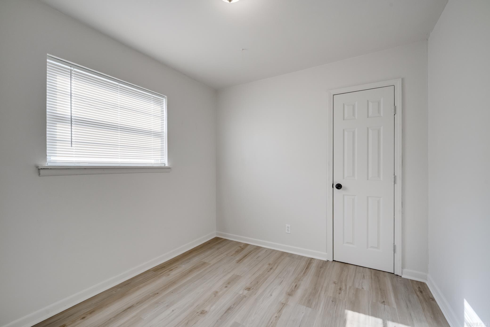 2104 Edmonds Street Property Photo 12