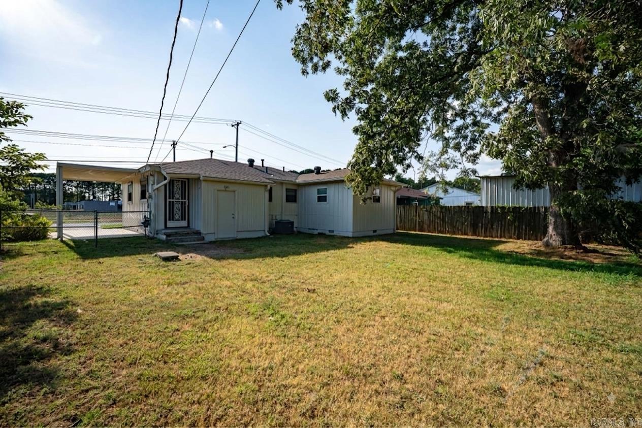 2104 Edmonds Street Property Photo 24