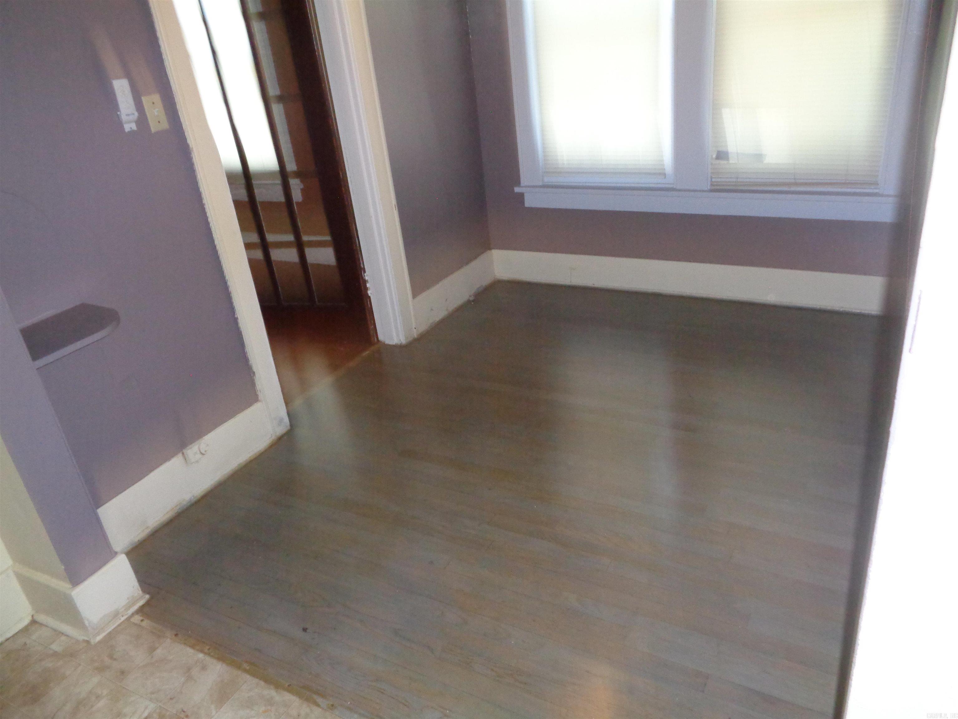 1201 Division Street Property Photo 9