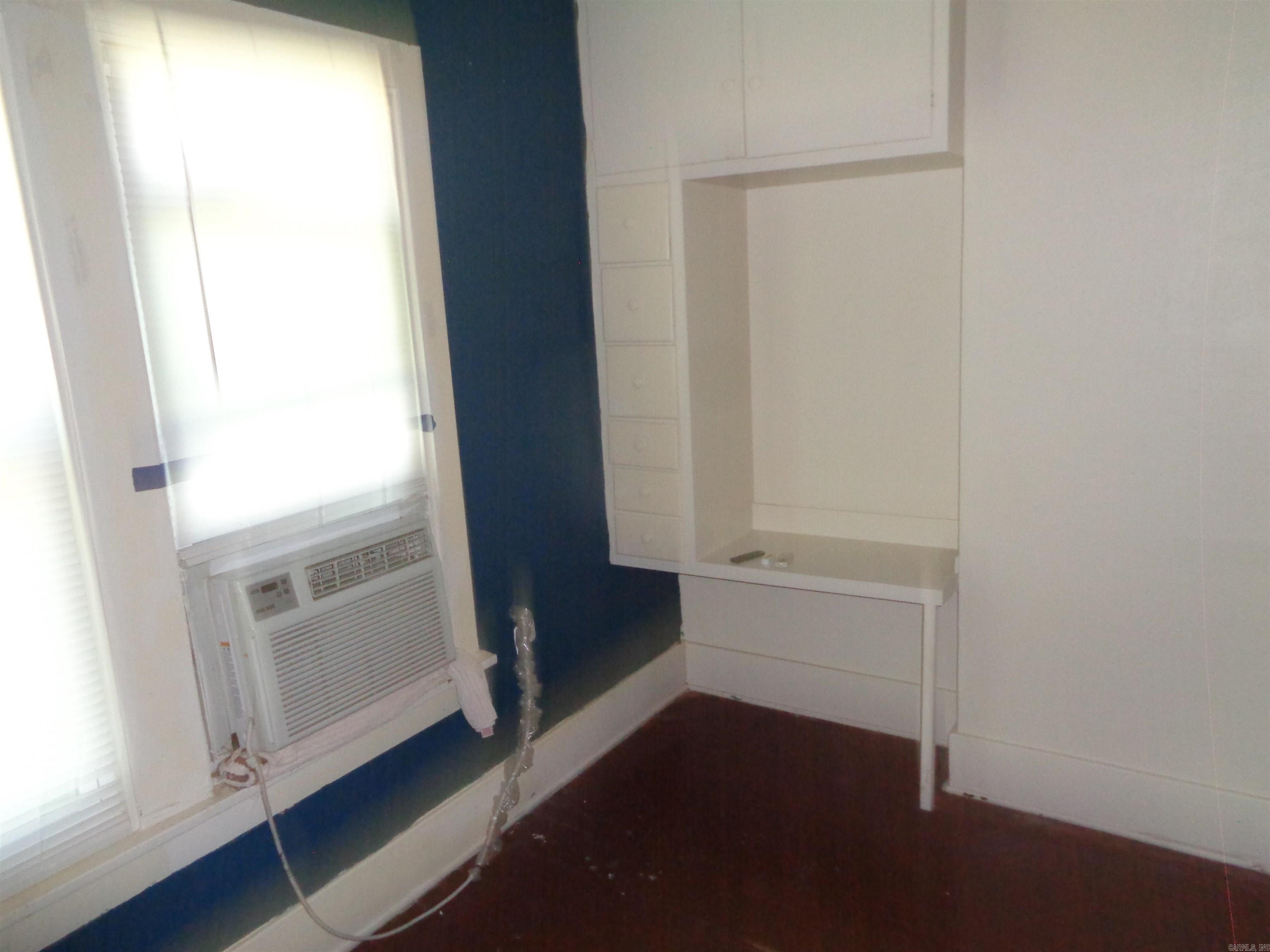 1201 Division Street Property Photo 17