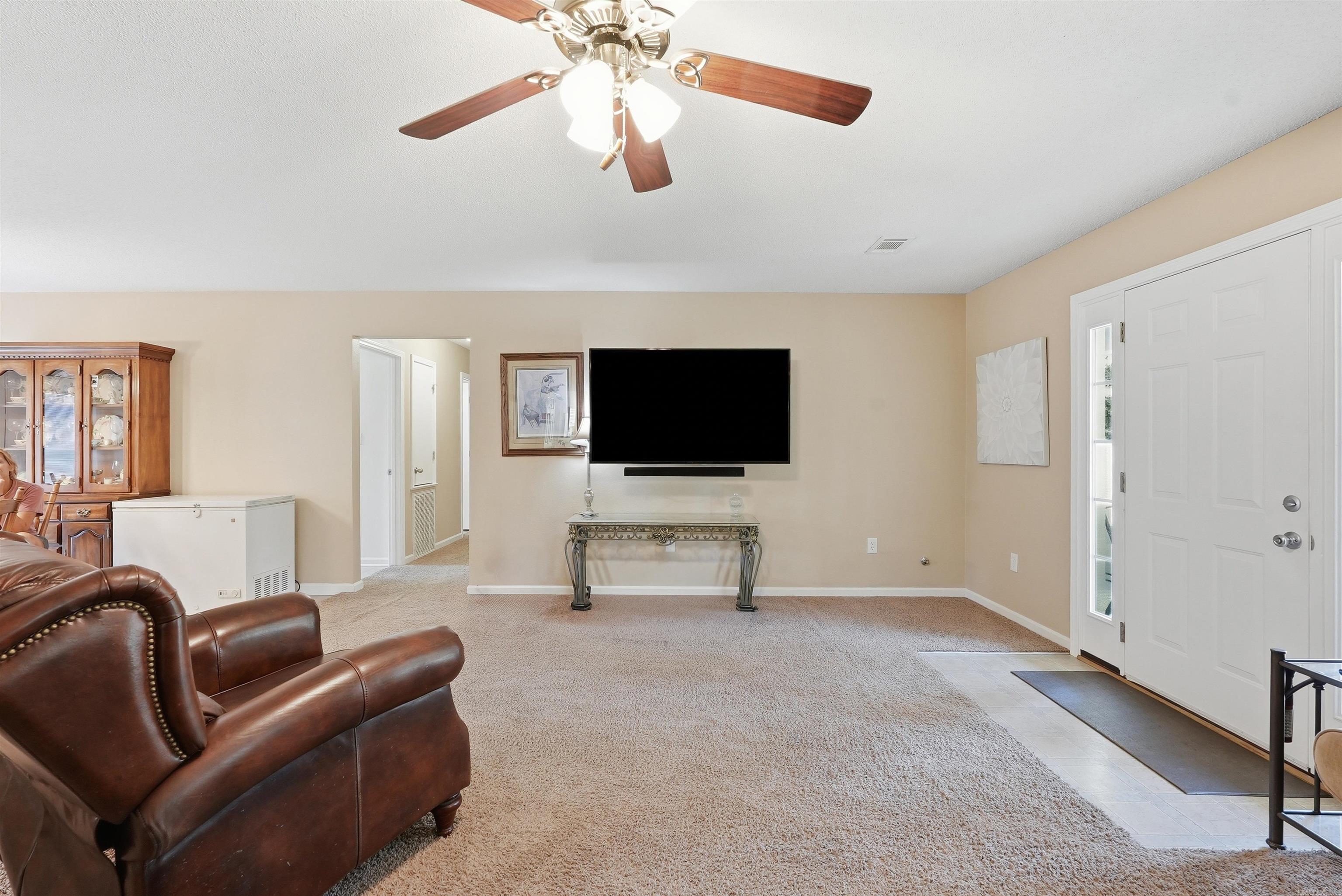 151 E Southridge Road Property Photo 17
