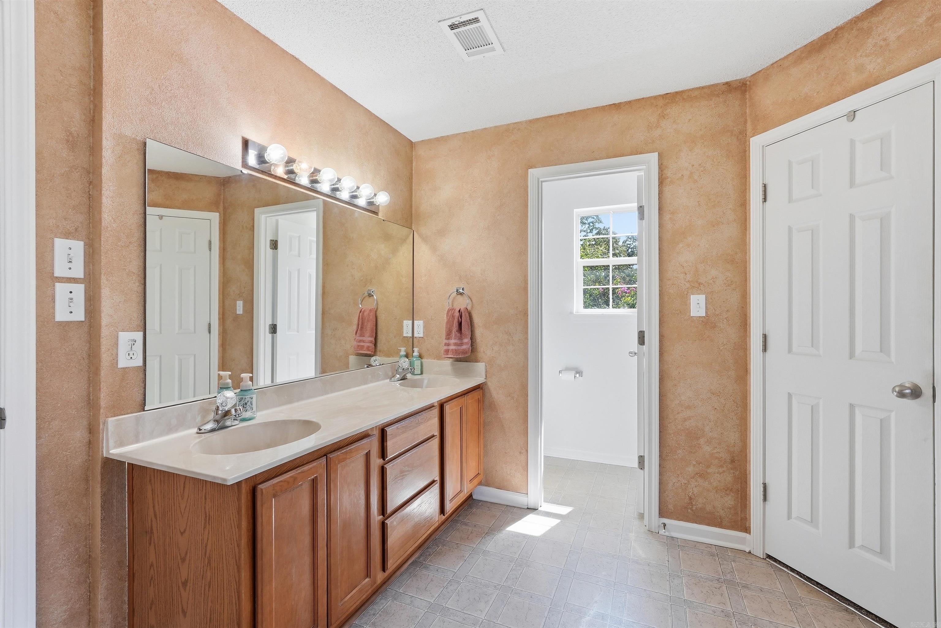 151 E Southridge Road Property Photo 28