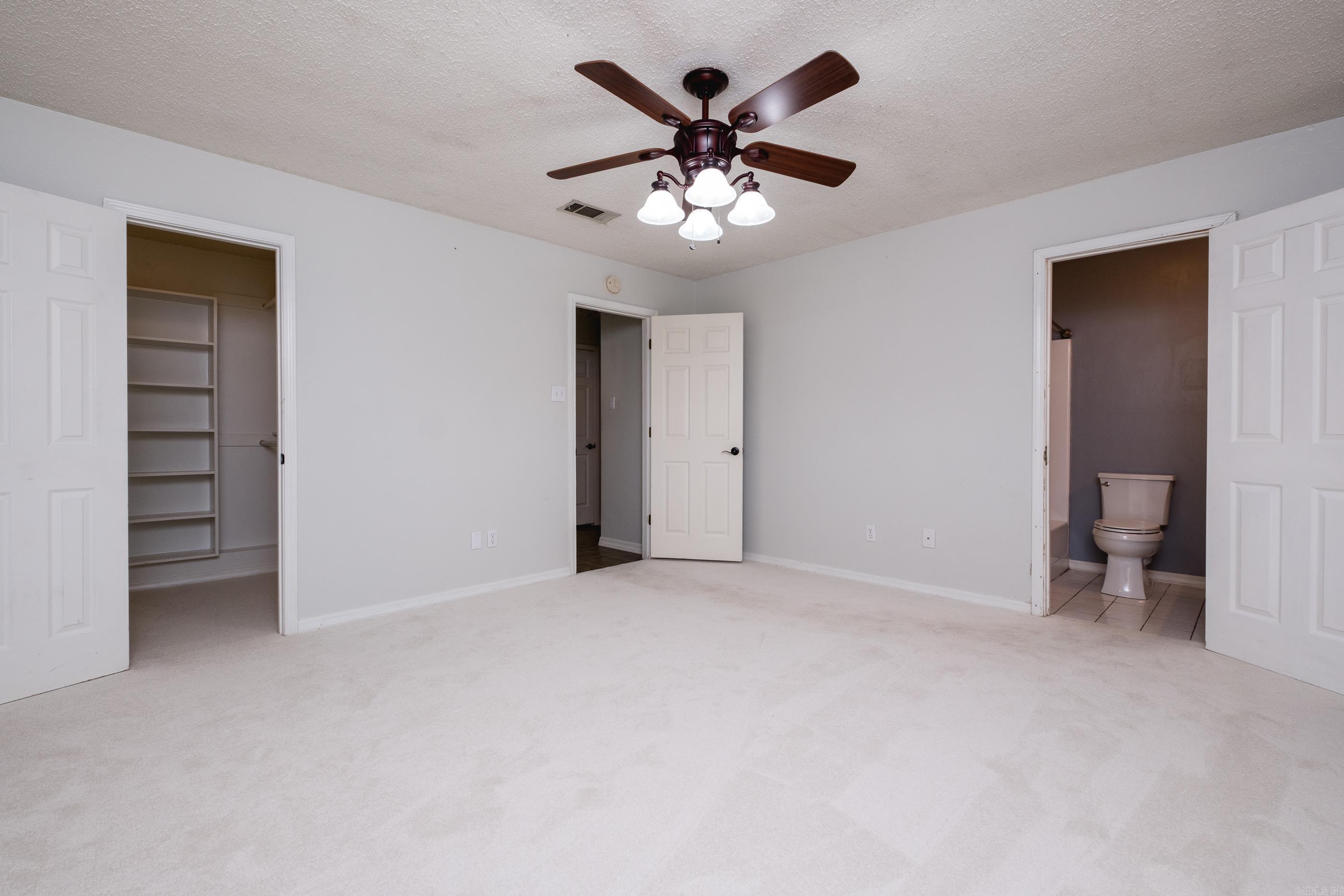 26 Wagon Wheel Ct Property Photo 25
