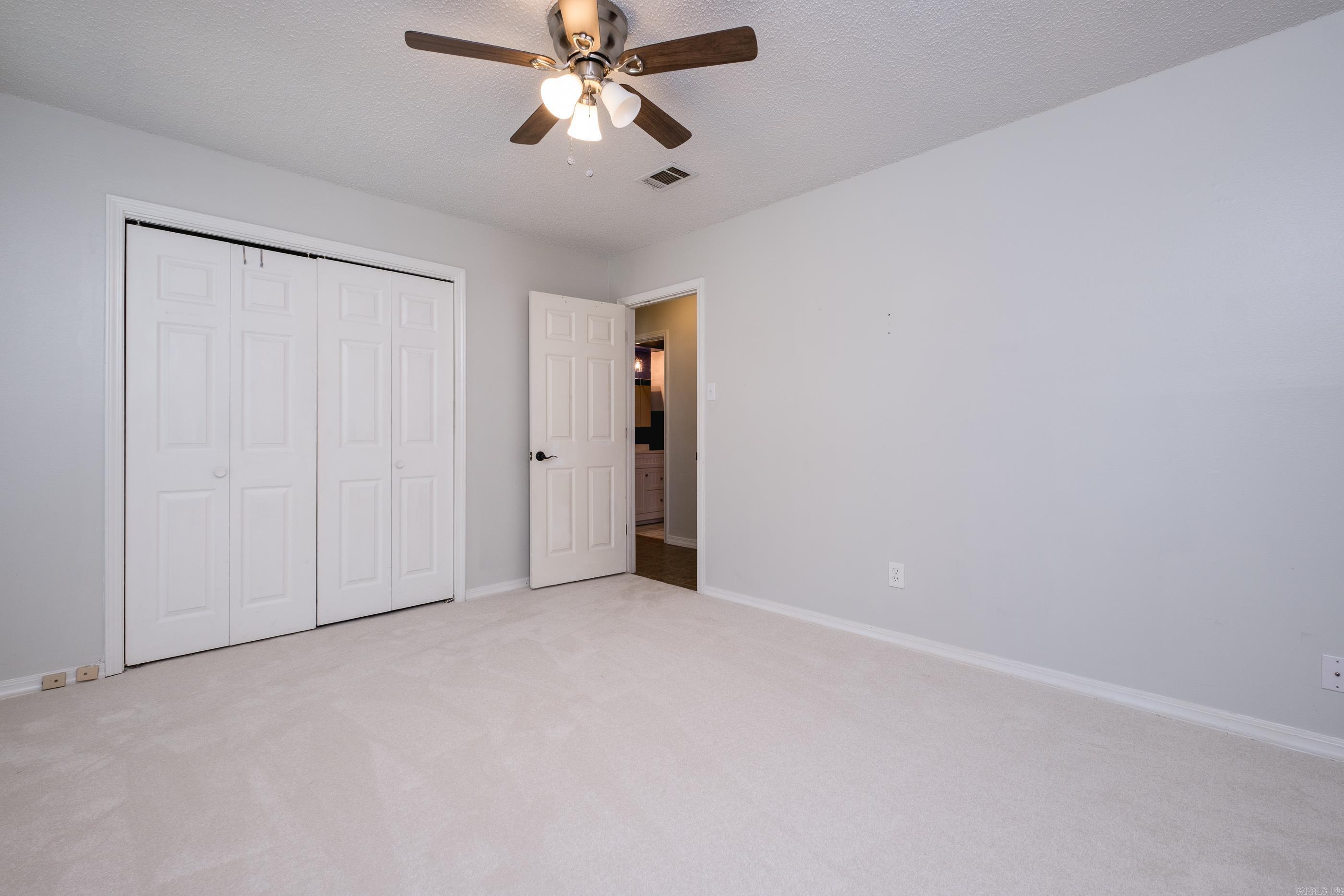 26 Wagon Wheel Ct Property Photo 33