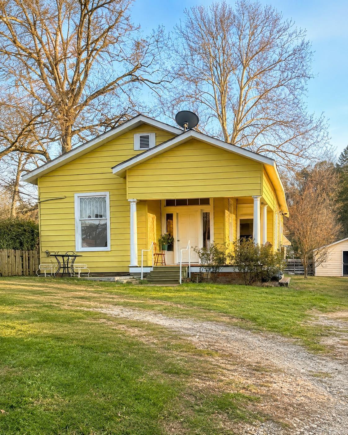 1612 Wright Road Property Photo 1
