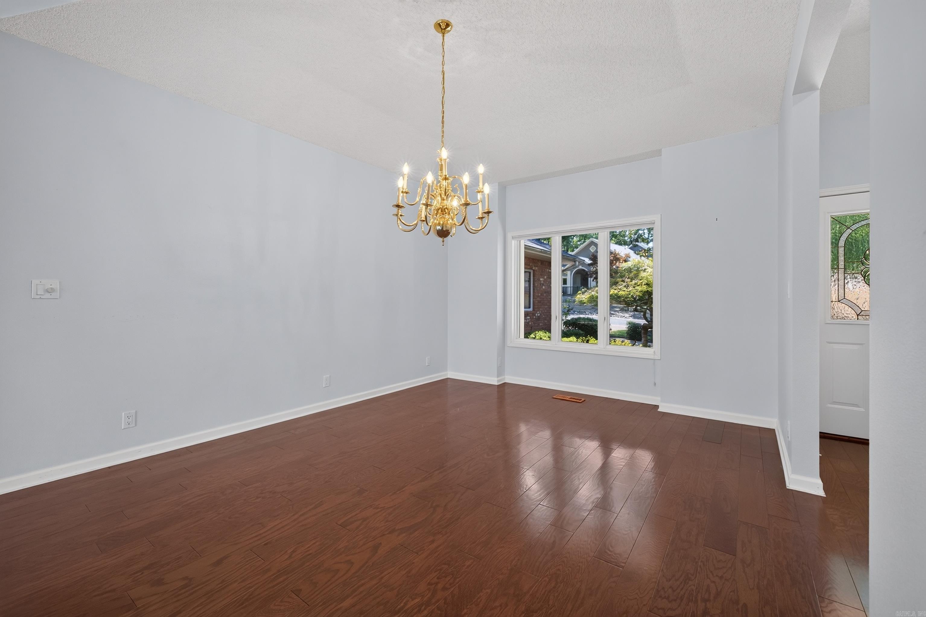 29 Princesa Drive Property Photo 6