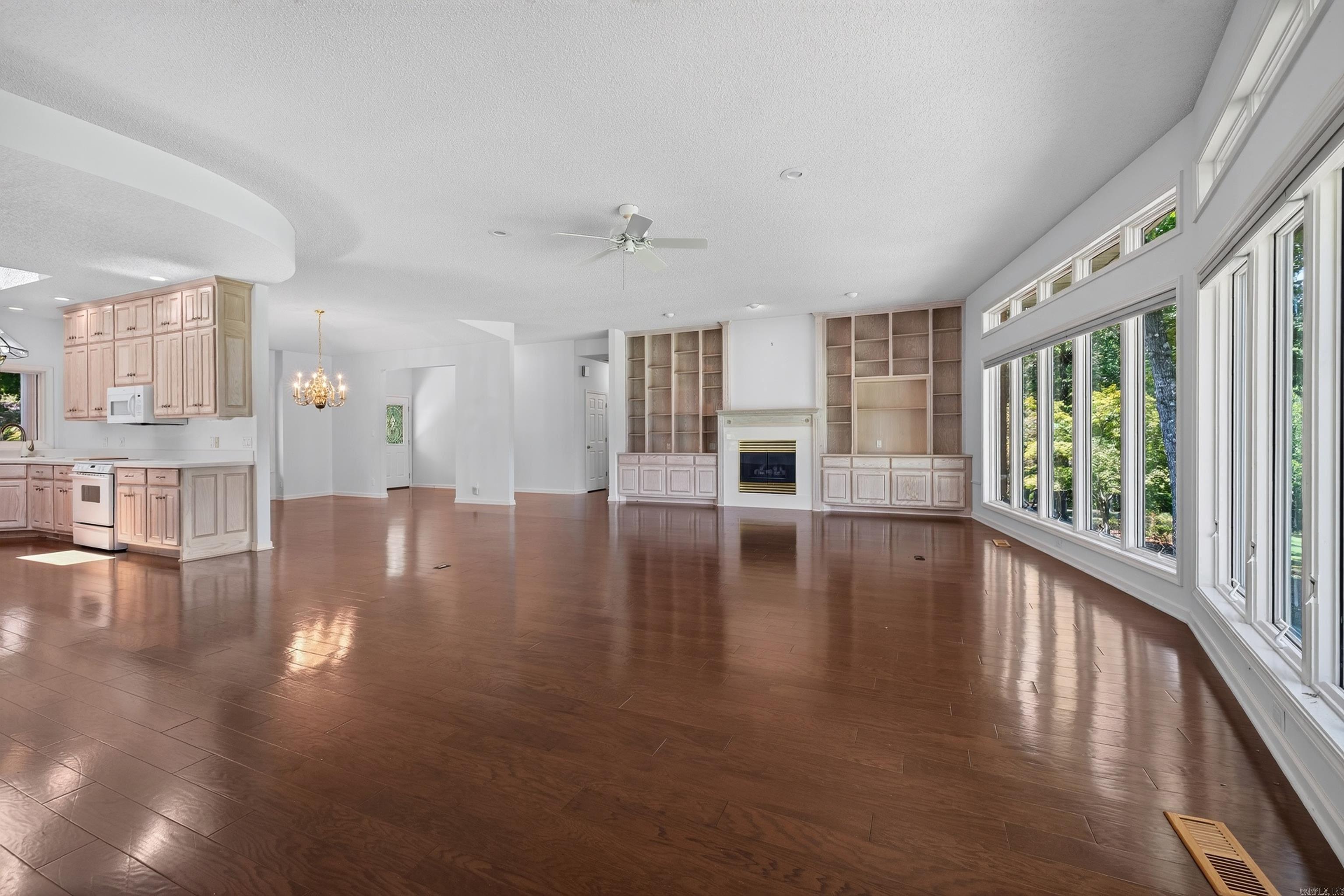 29 Princesa Drive Property Photo 10