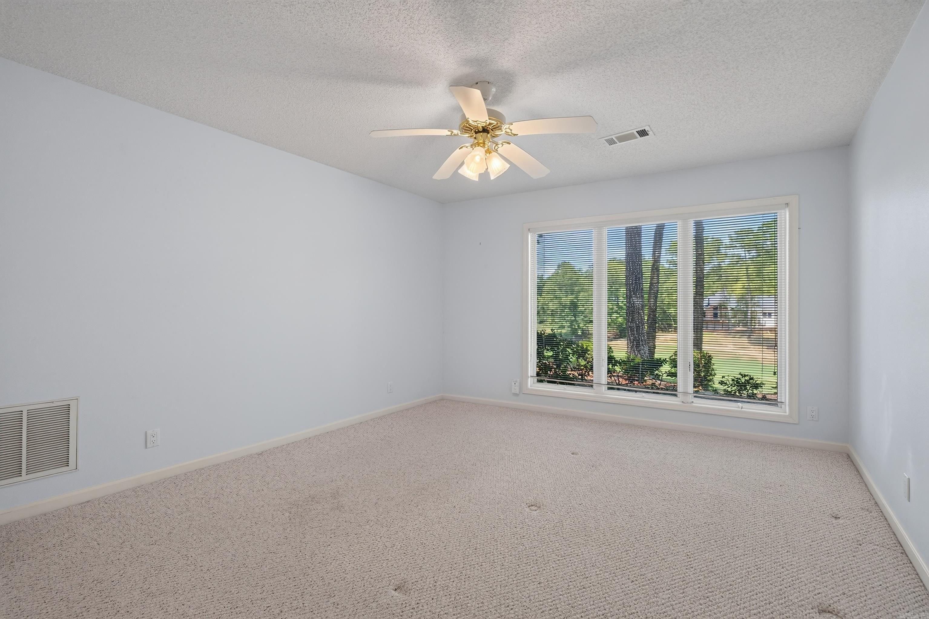29 Princesa Drive Property Photo 35