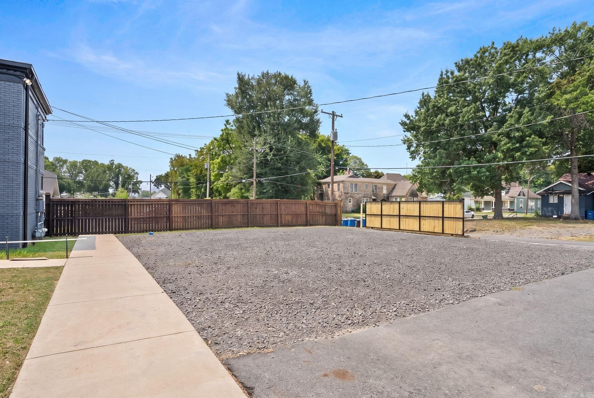 1501 Main Street Property Photo 6