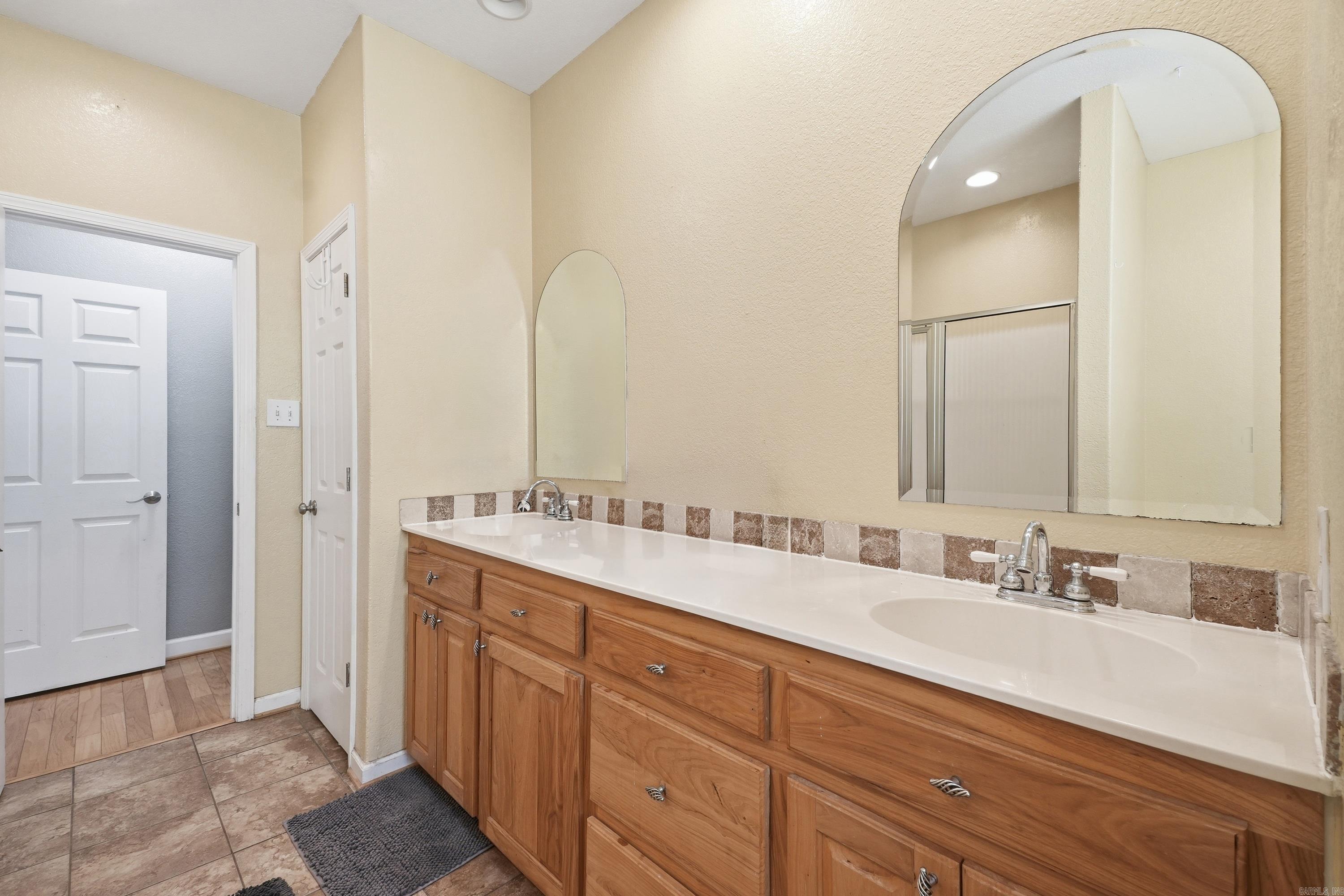 5057 Whitney Lane Property Photo 19