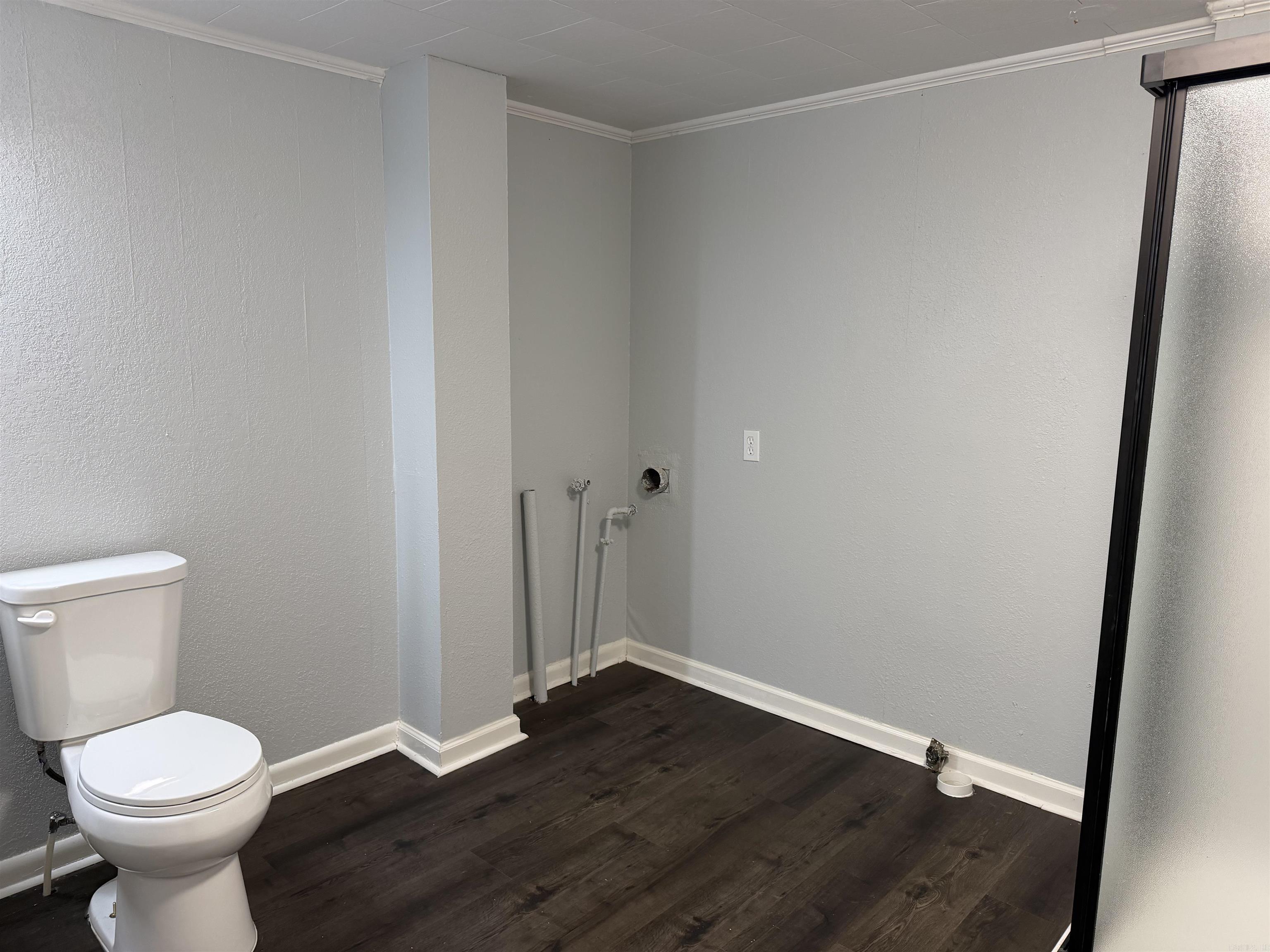 923 W Hazel Street Property Photo 18