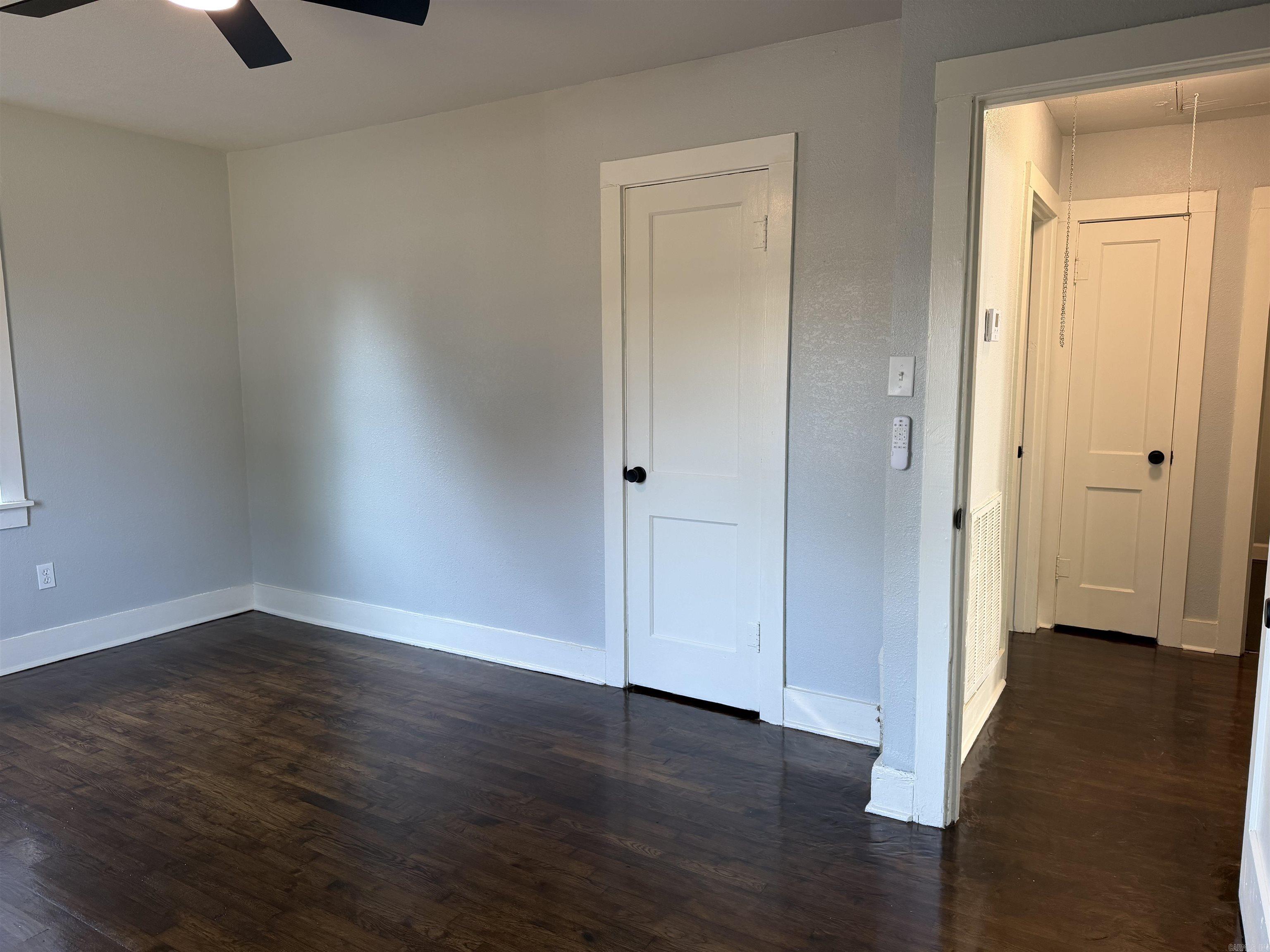 923 W Hazel Street Property Photo 20