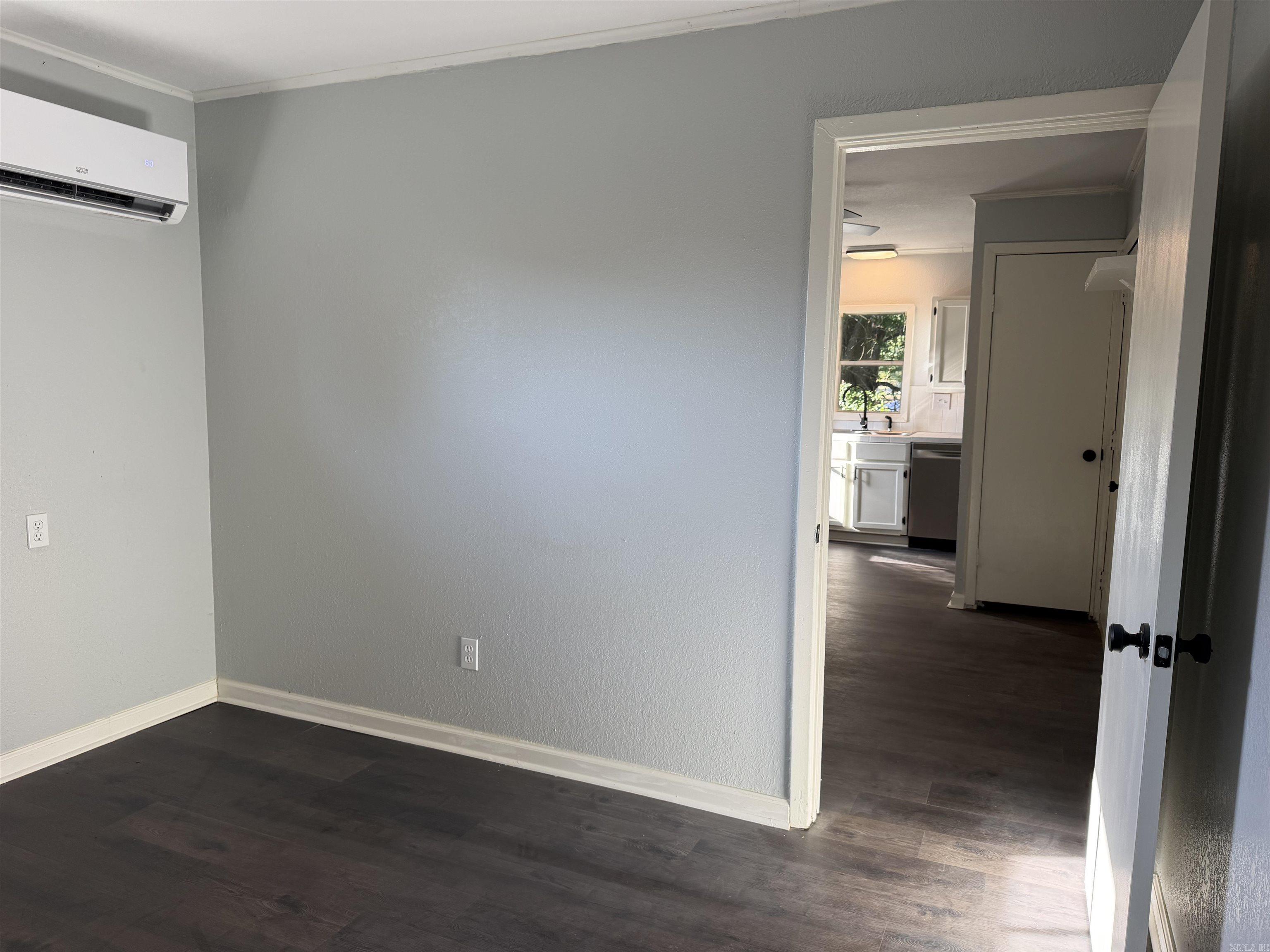 923 W Hazel Street Property Photo 33