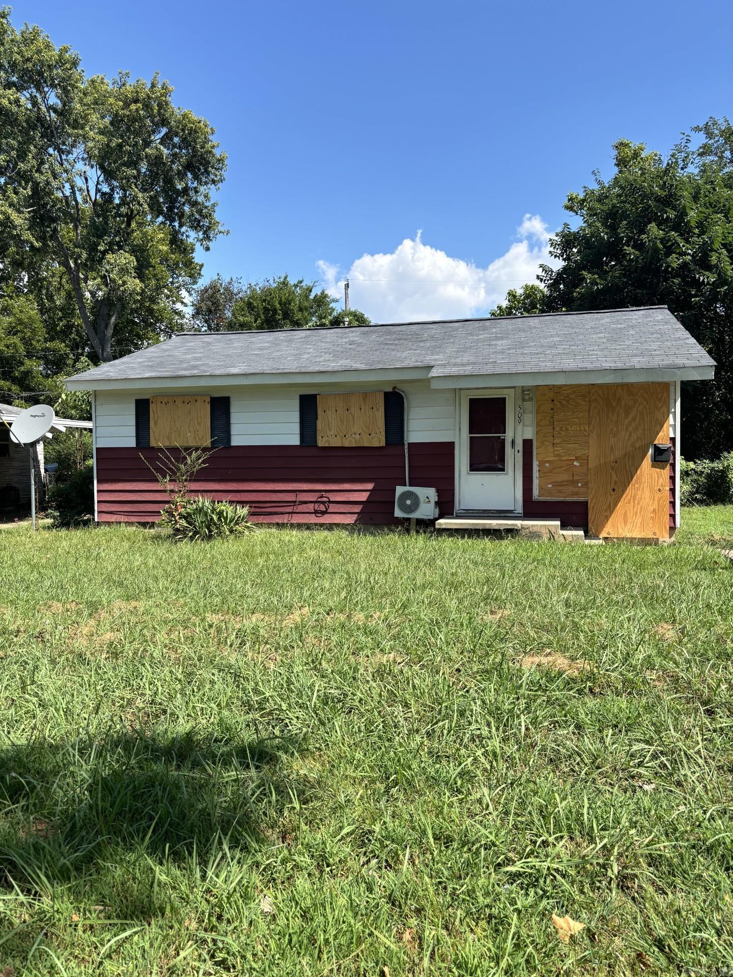 509 Glynn Ln Property Photo 1