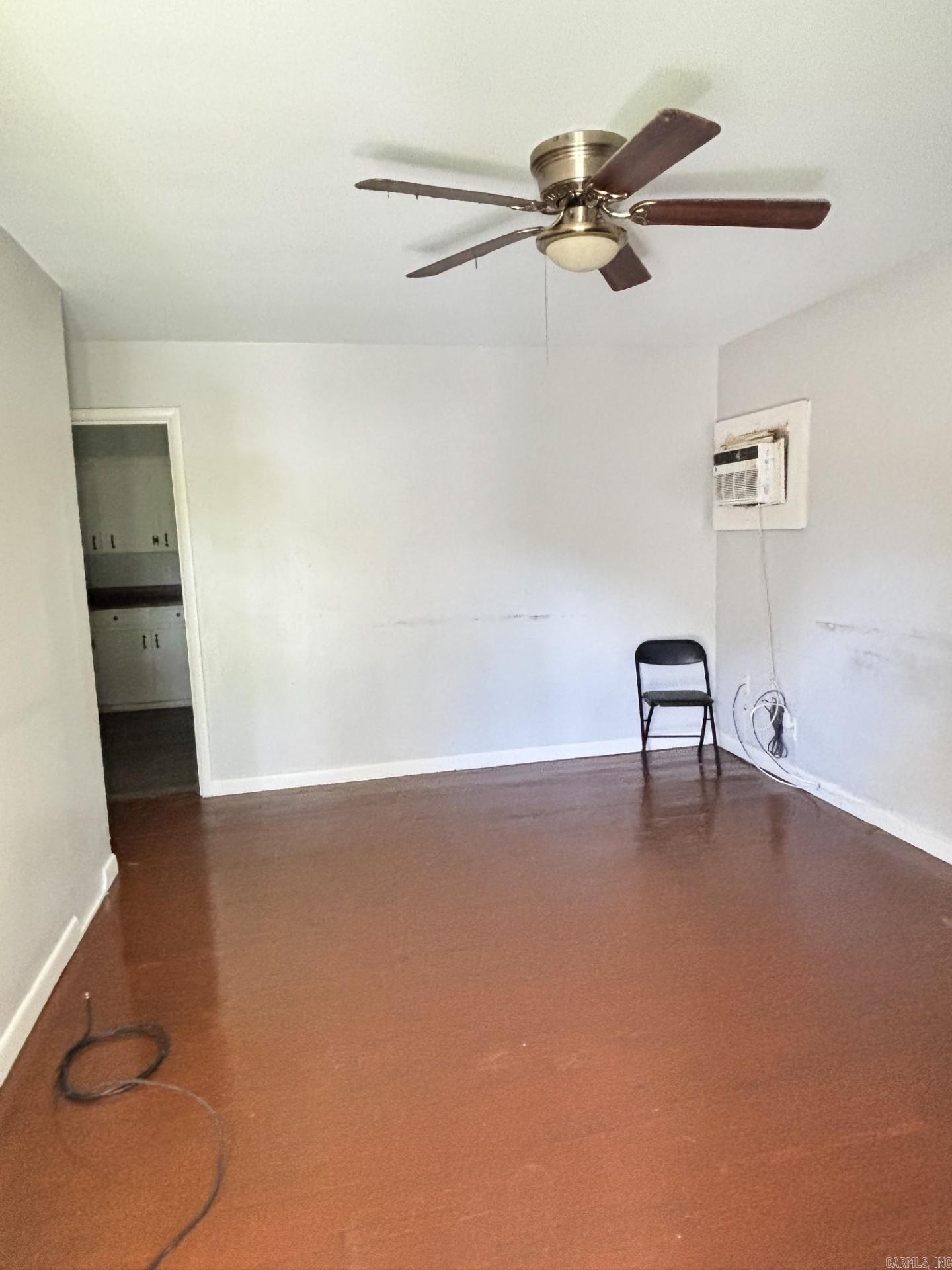 509 Glynn Ln Property Photo 2