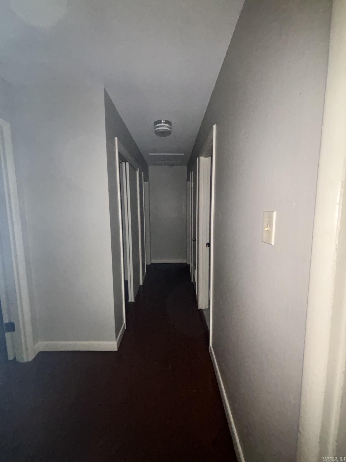 509 Glynn Ln Property Photo 5