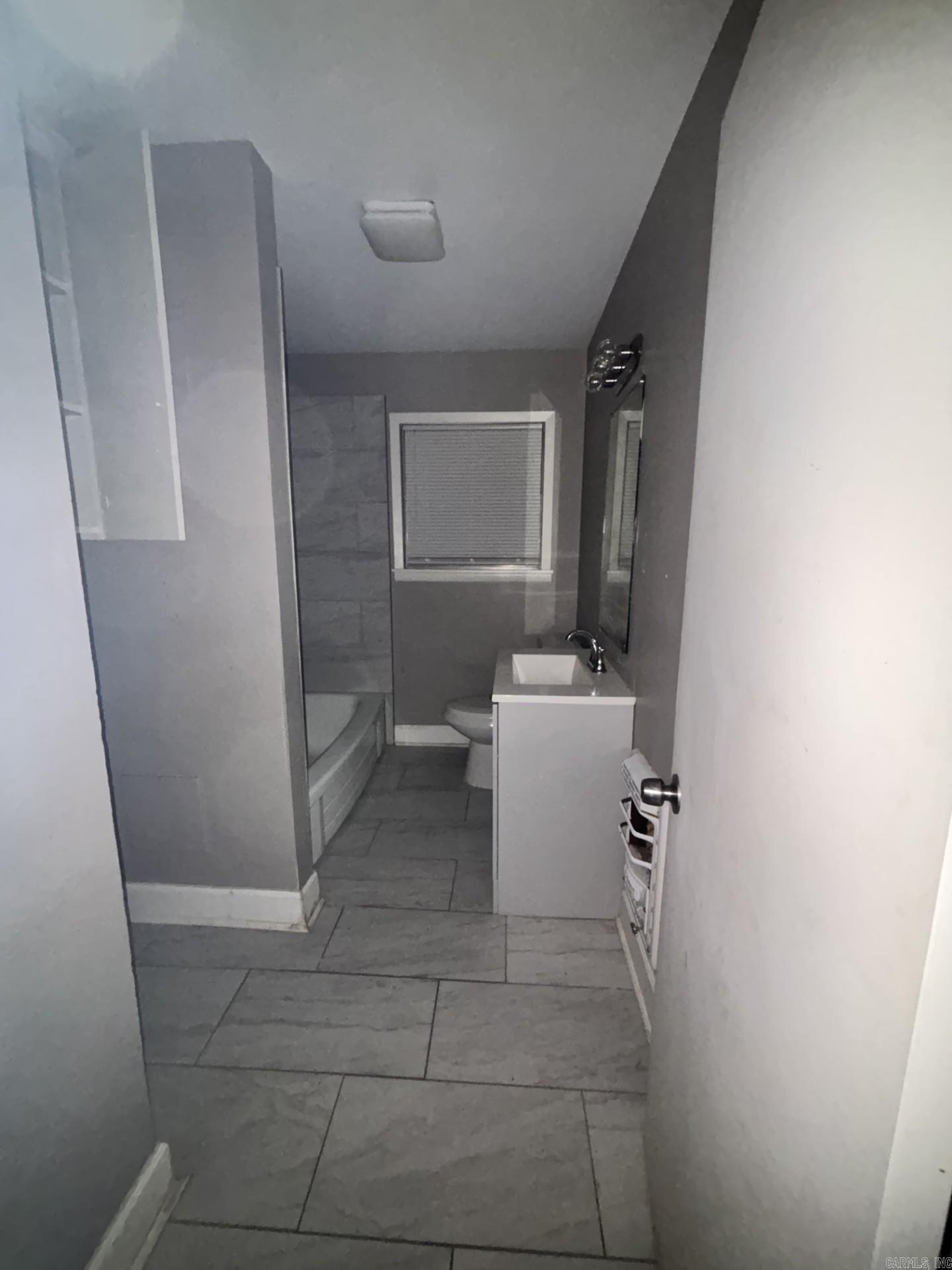 509 Glynn Ln Property Photo 6