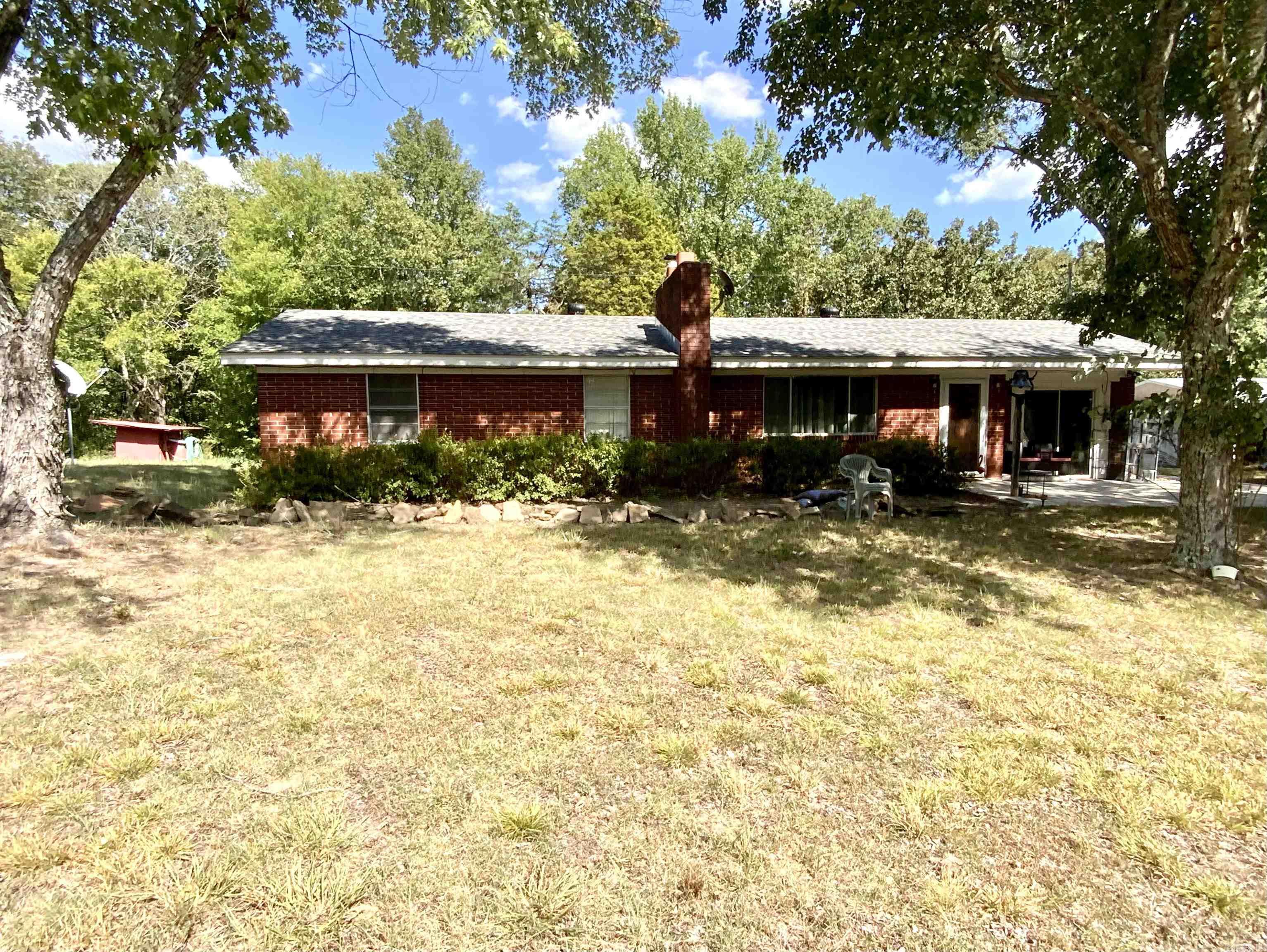 615 Burnett Road Property Photo 2