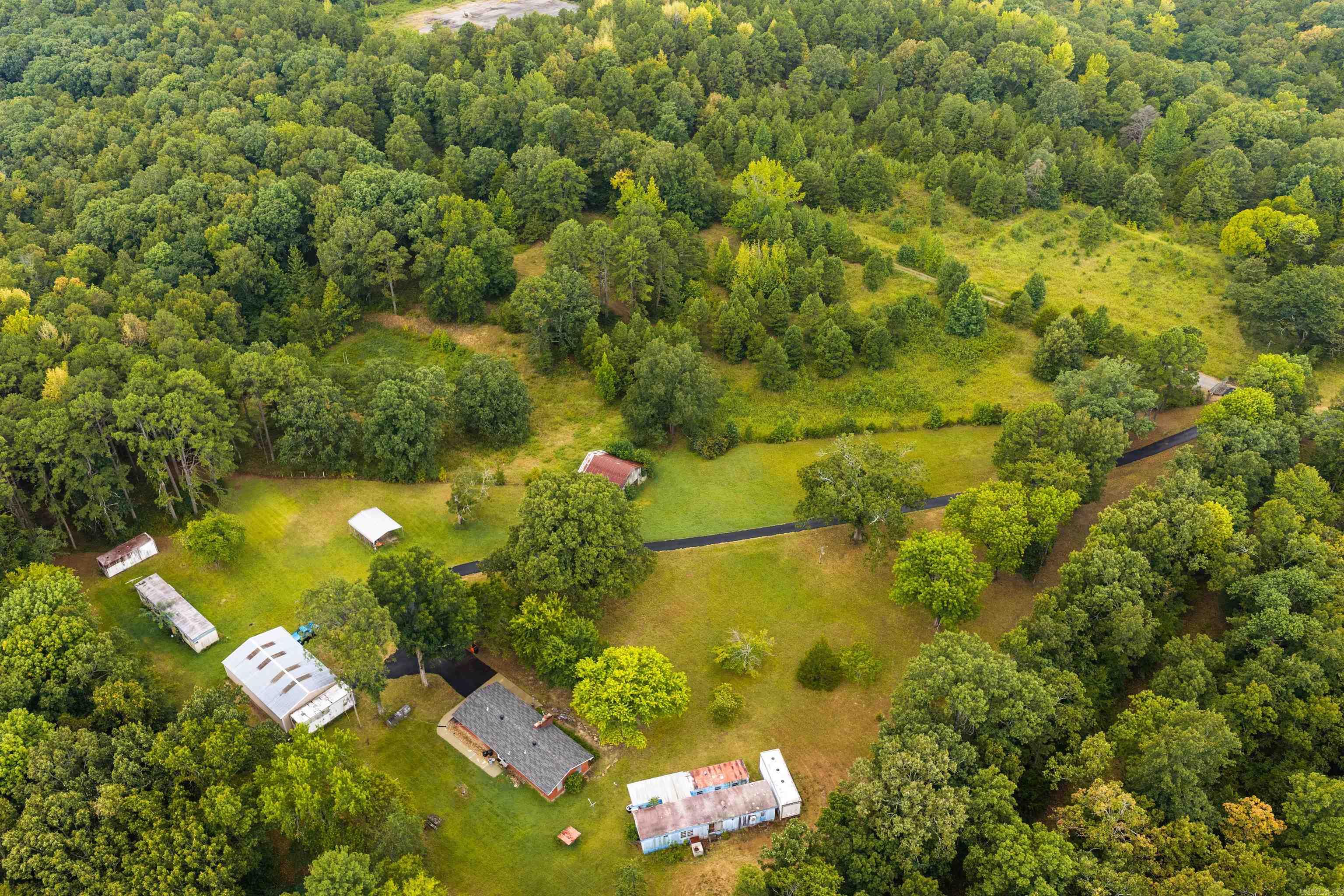 615 Burnett Road Property Photo 4