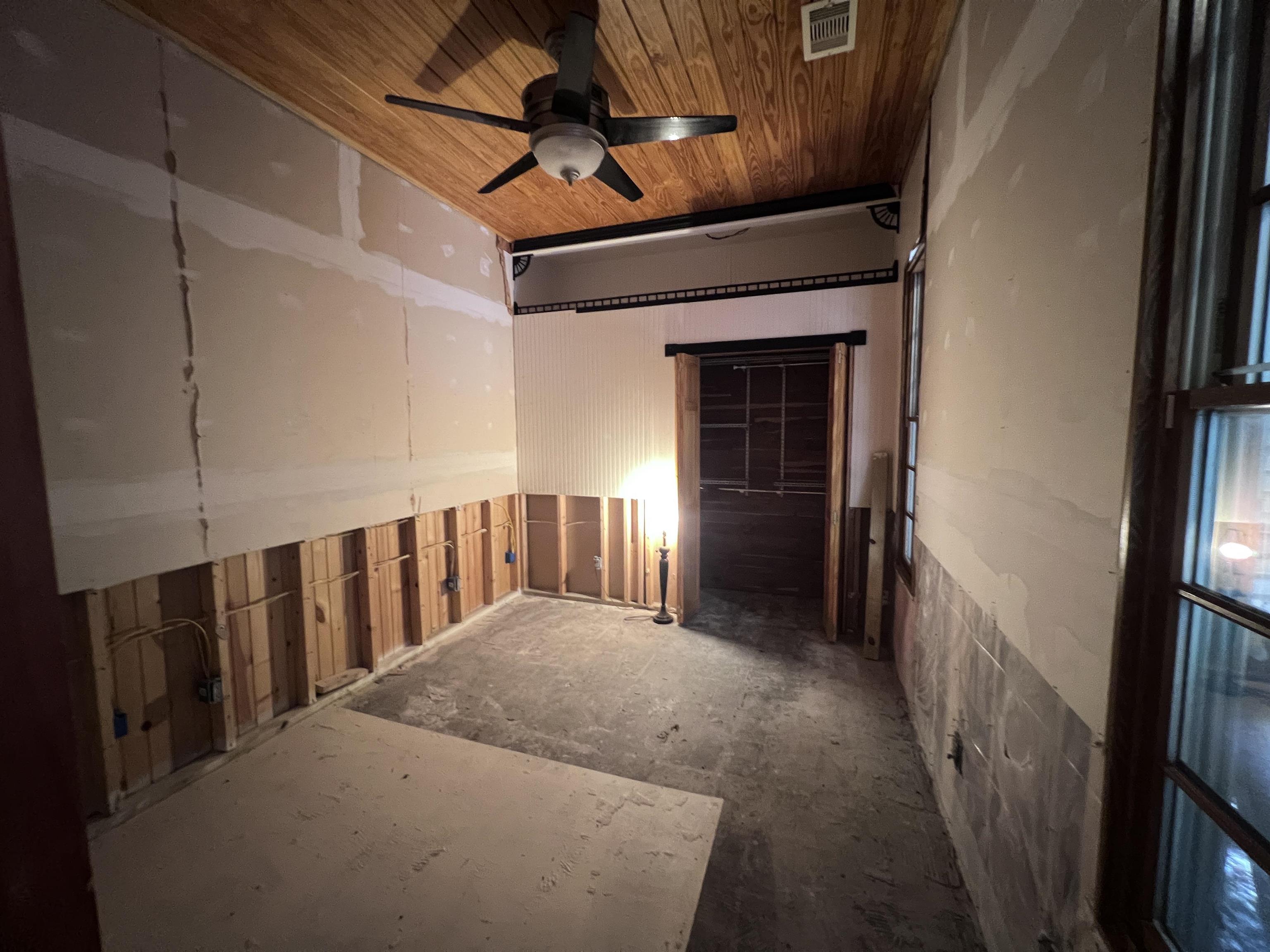 522 Haywood Lane Property Photo 7