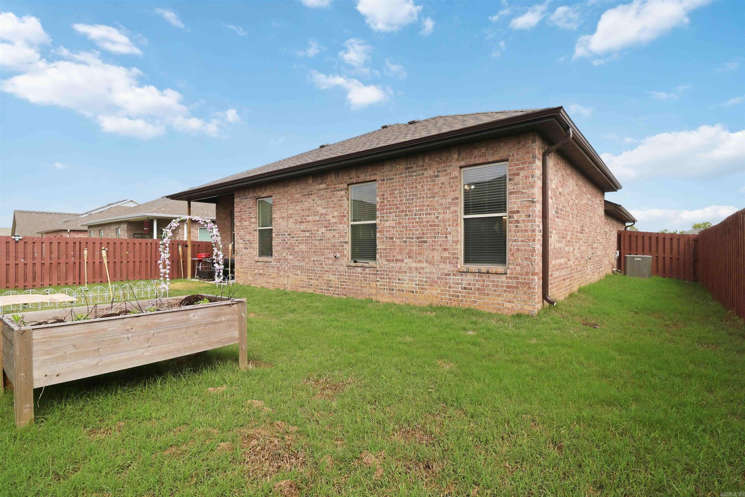 2061 Periwinkle Place Property Photo 19