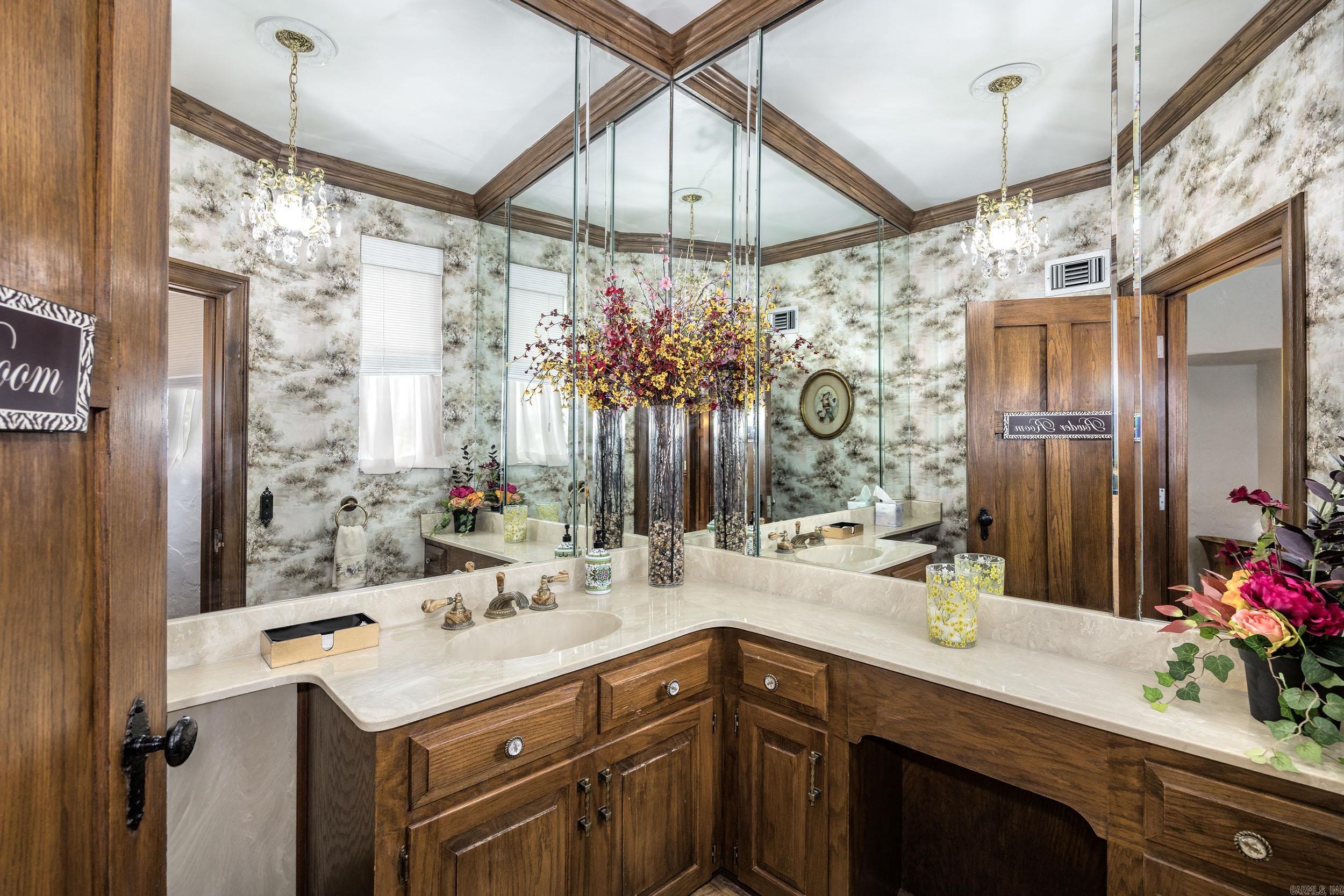 6601 Stagecoach Road Property Photo 13