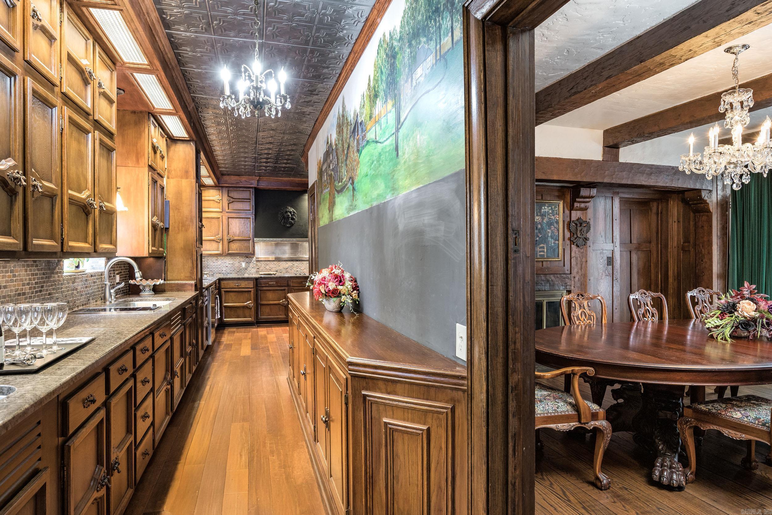 6601 Stagecoach Road Property Photo 14