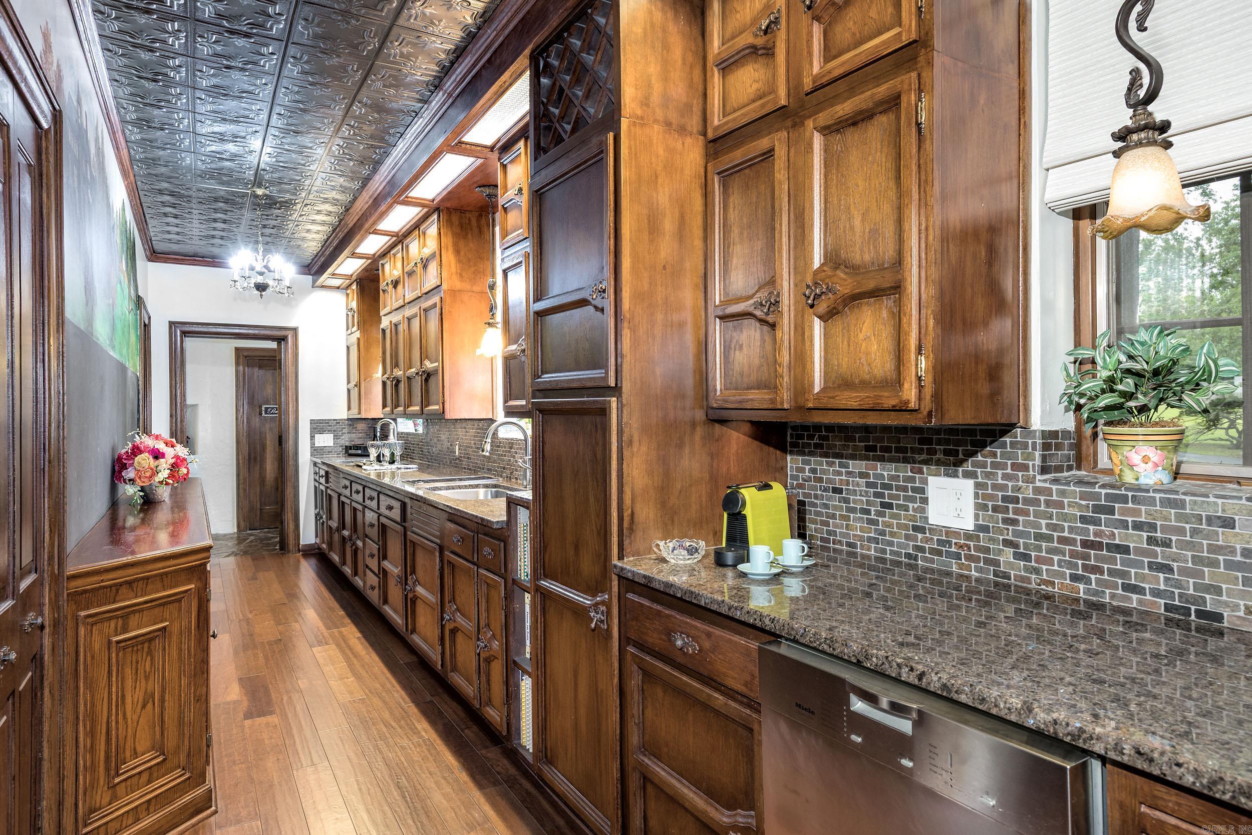 6601 Stagecoach Road Property Photo 15