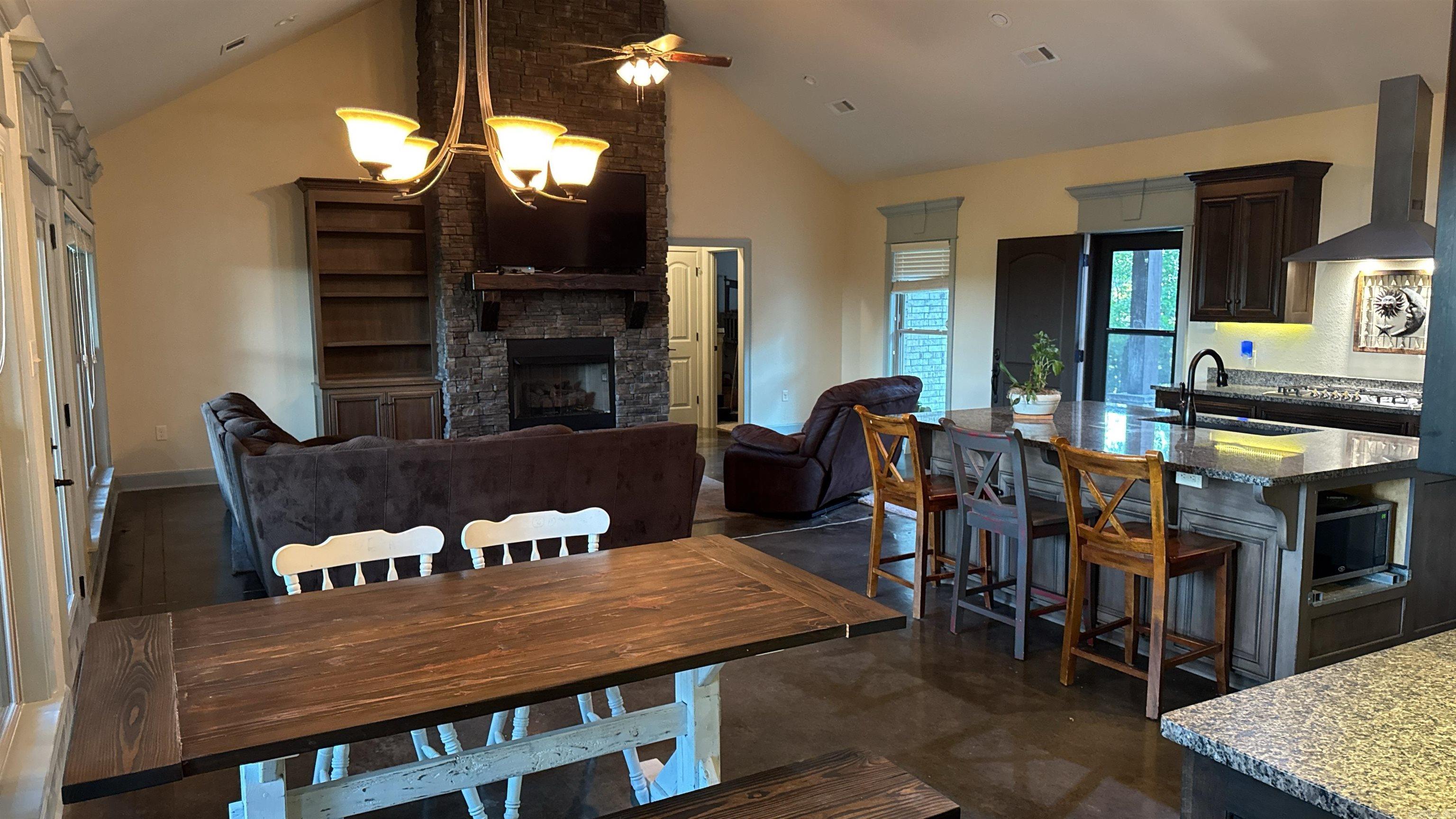 137 Mill Creek Drive Property Photo 10