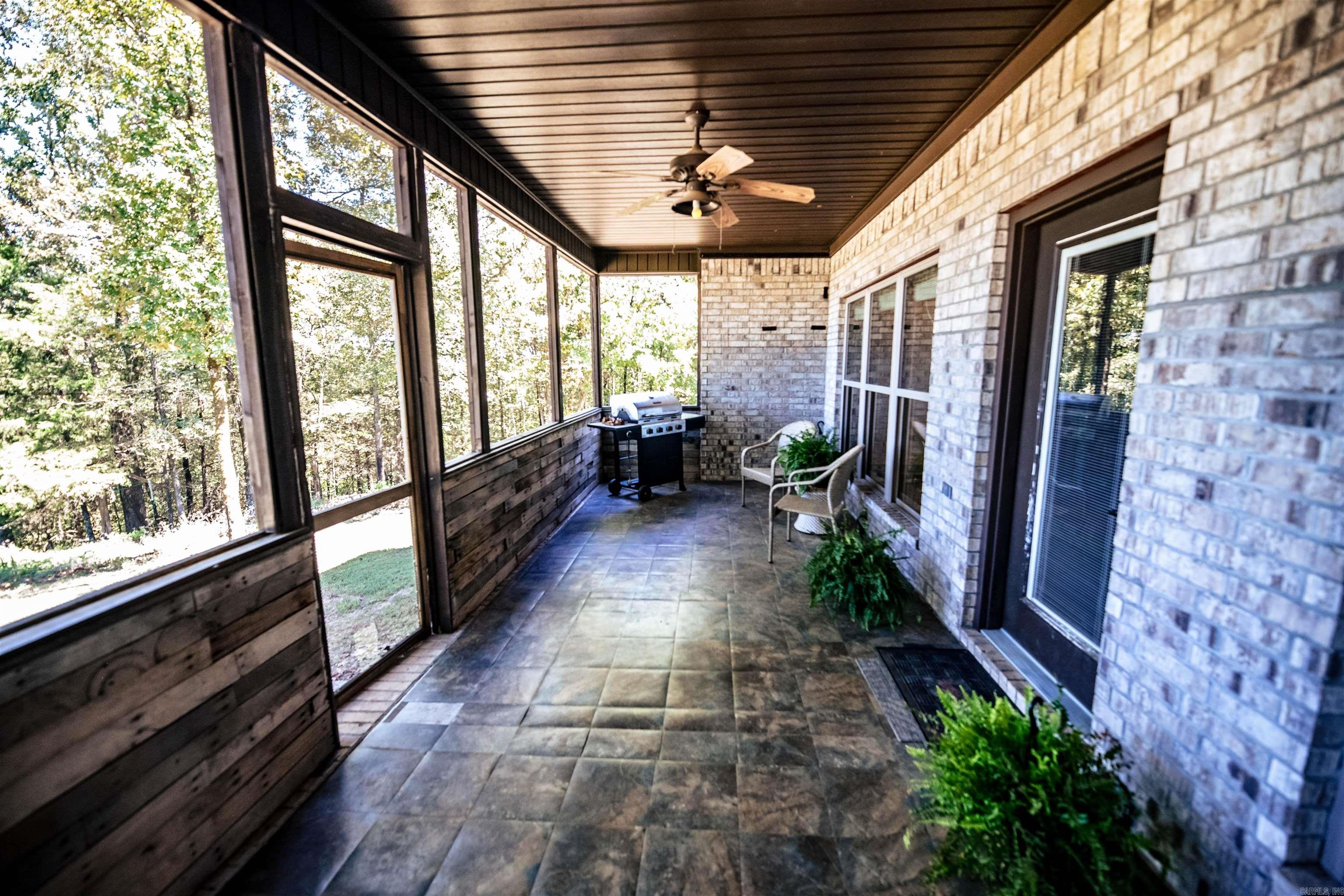 137 Mill Creek Drive Property Photo 30