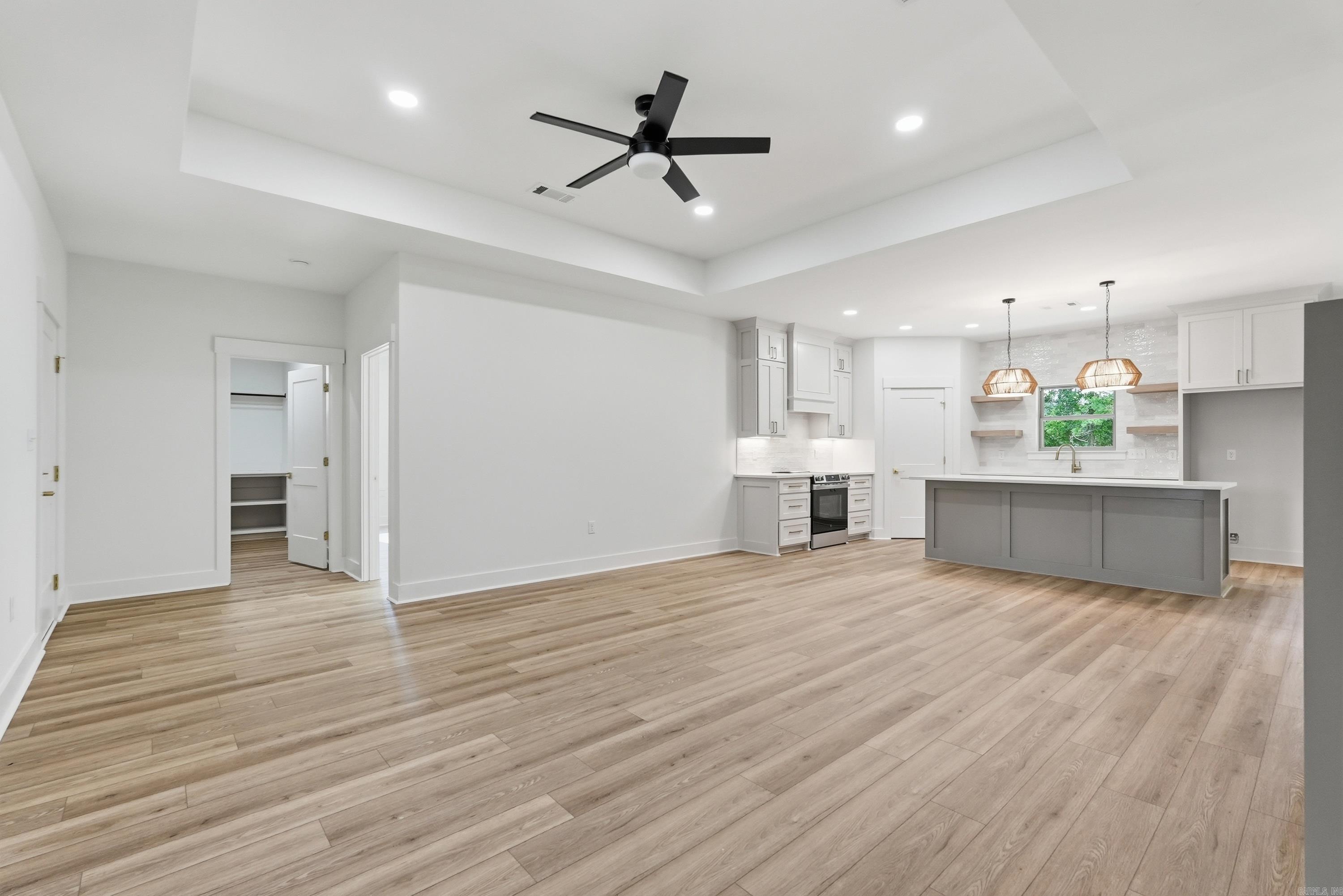 25 Libra Lane Property Photo 17