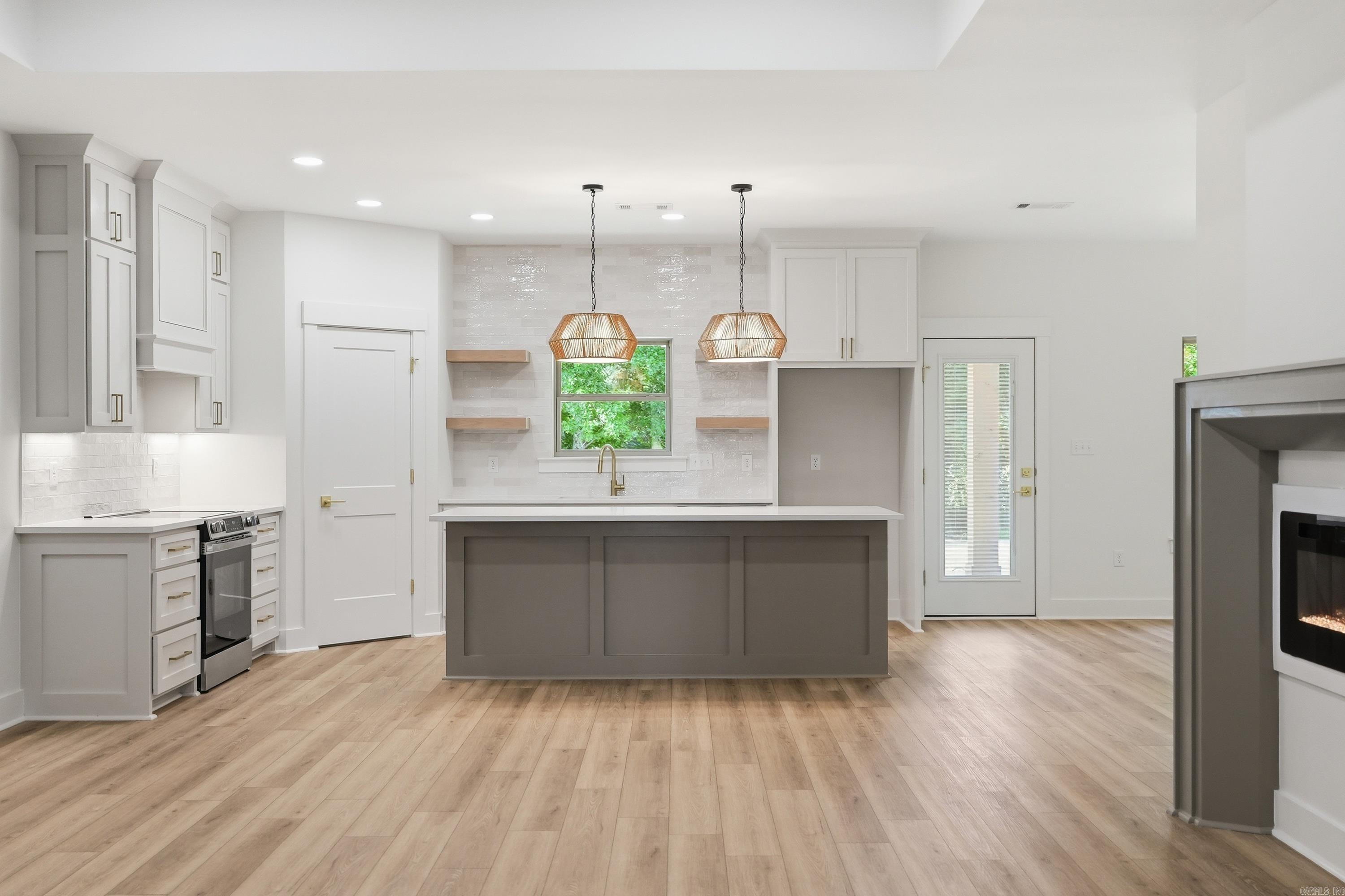 25 Libra Lane Property Photo 19