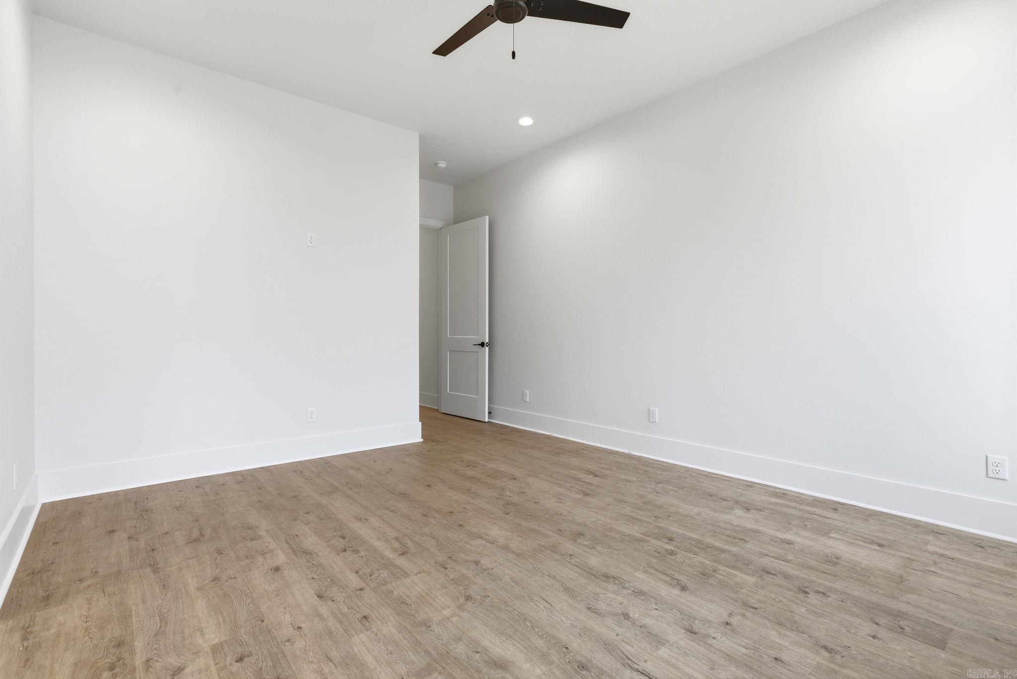 311 Devoe Bend Drive Property Photo 22