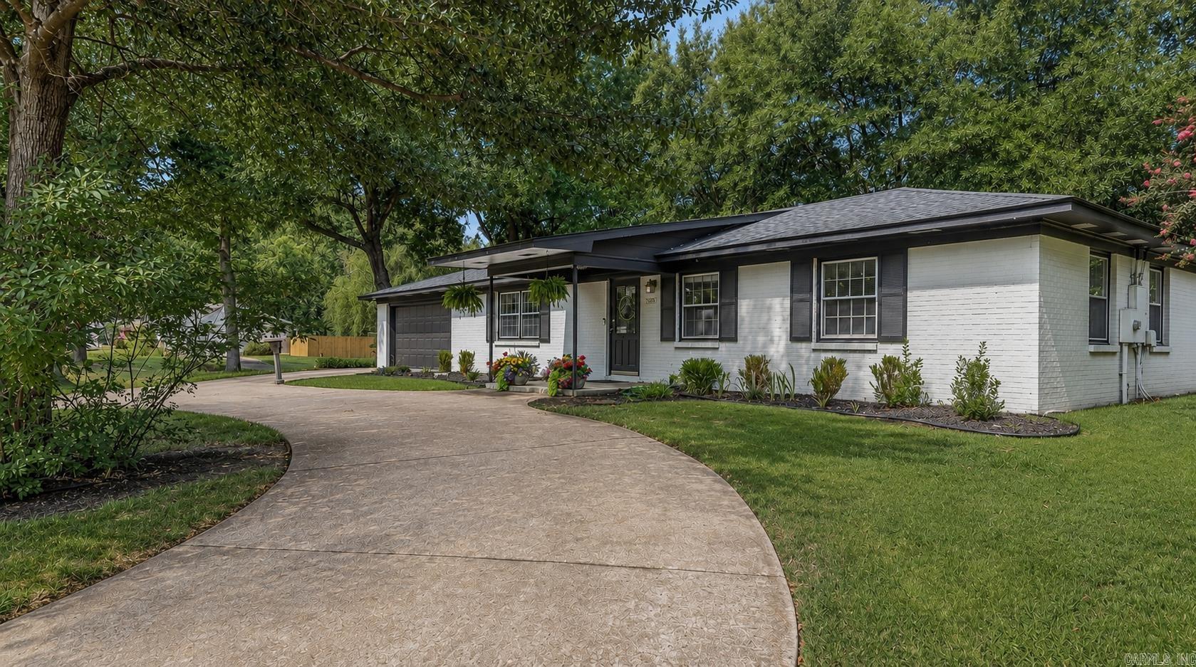 1708 Rich Road Property Photo 1
