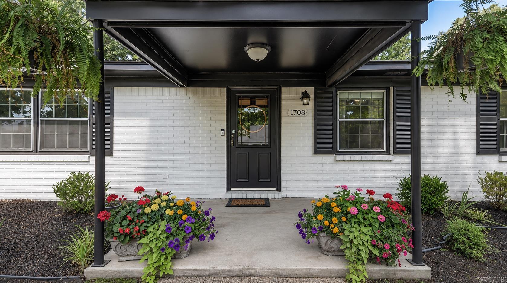 1708 Rich Road Property Photo 2