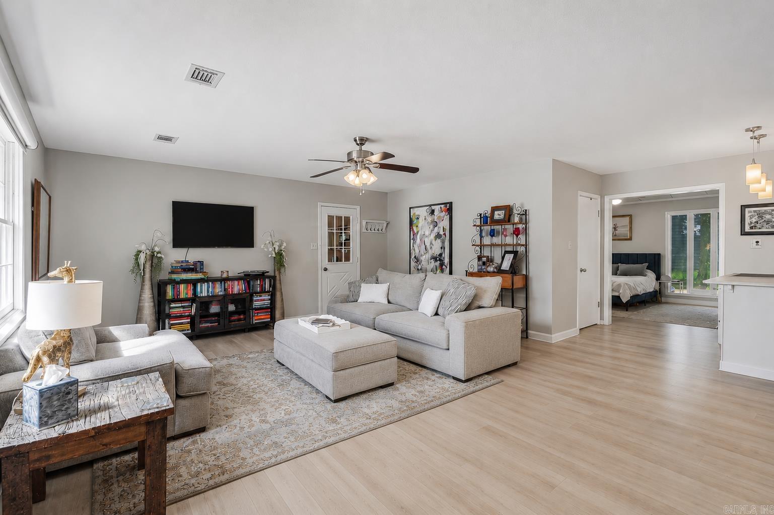 1708 Rich Road Property Photo 3
