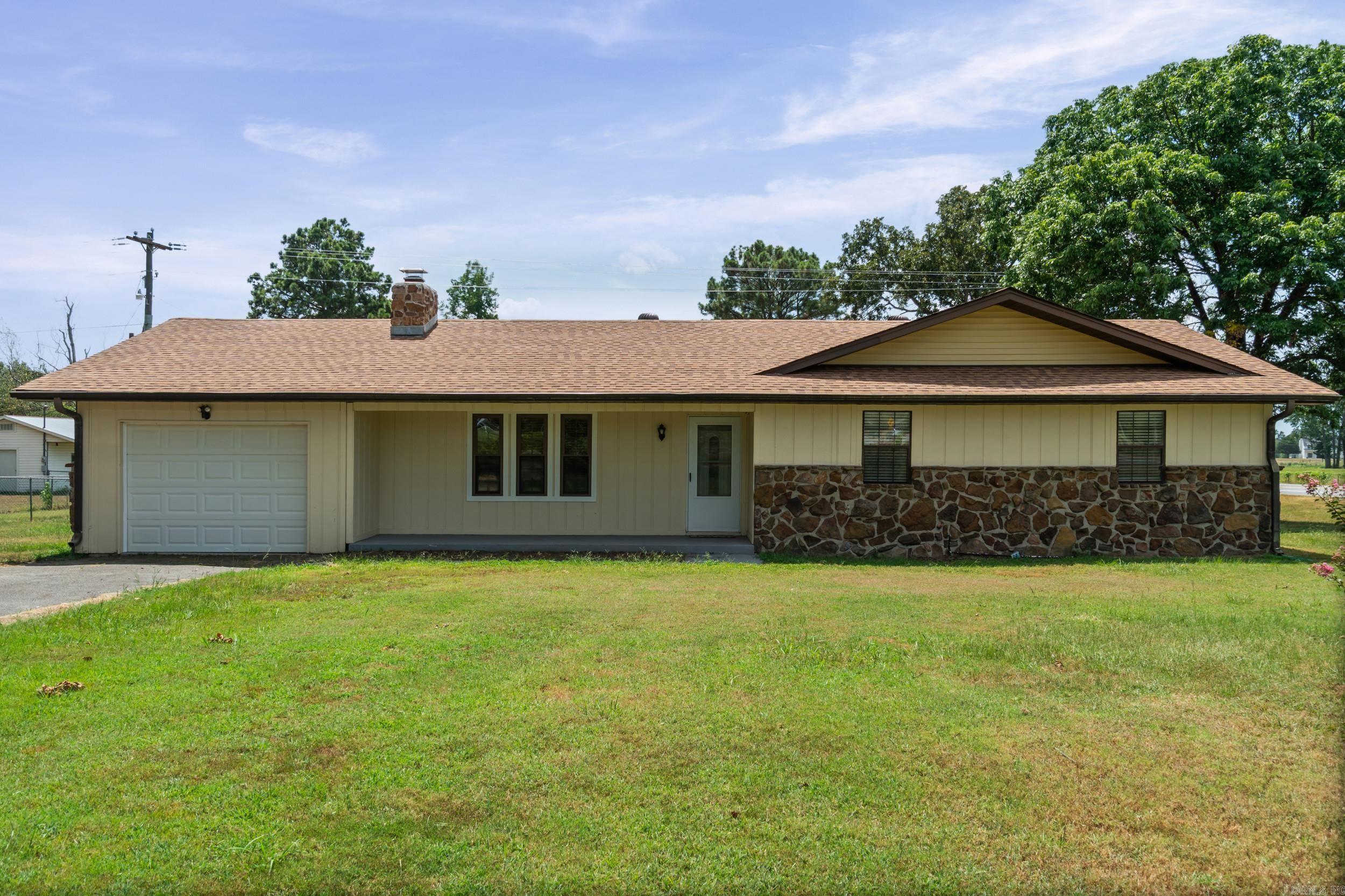 468 Honey Hill Rd. Property Photo 2