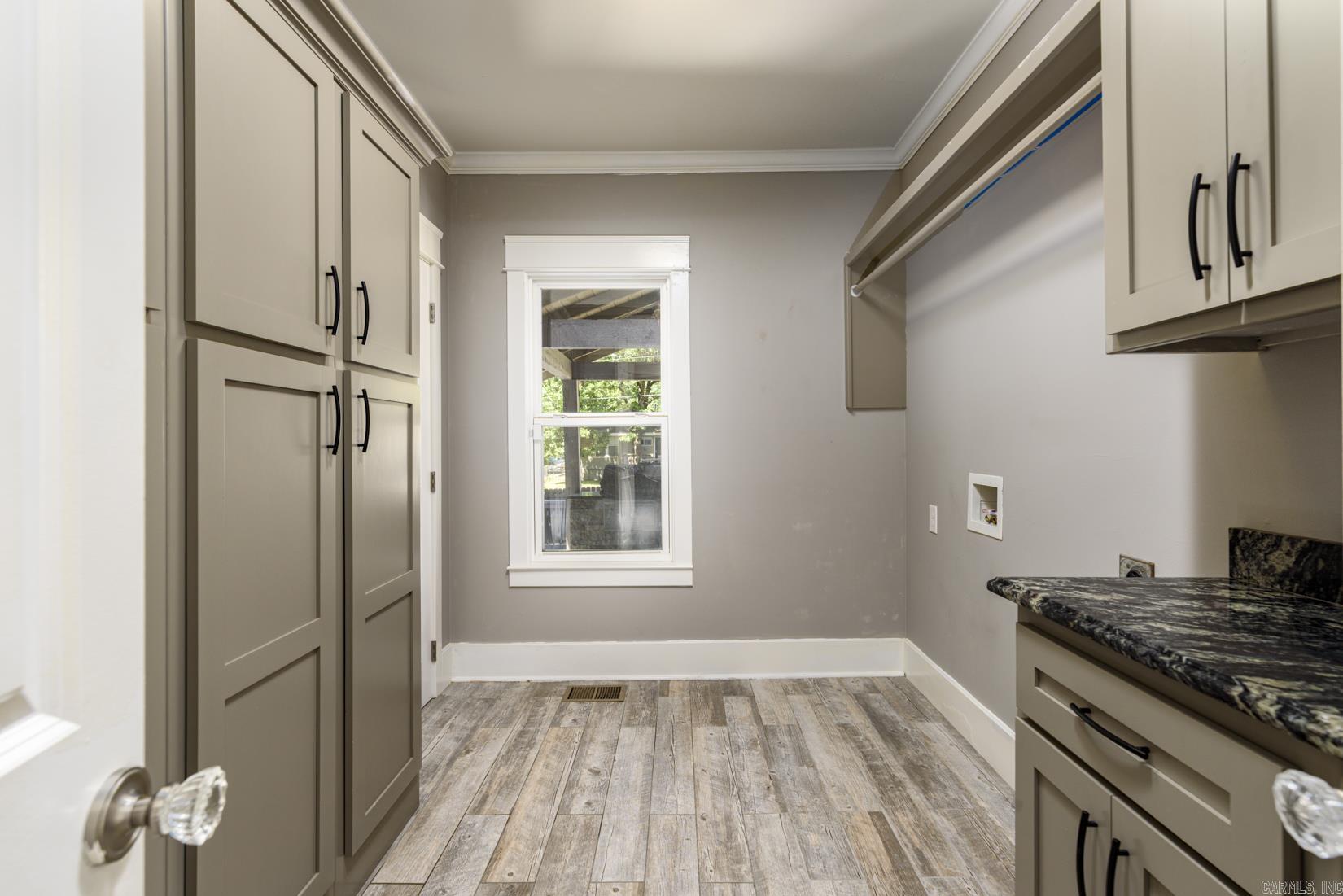 720 N Monroe Street Property Photo 33